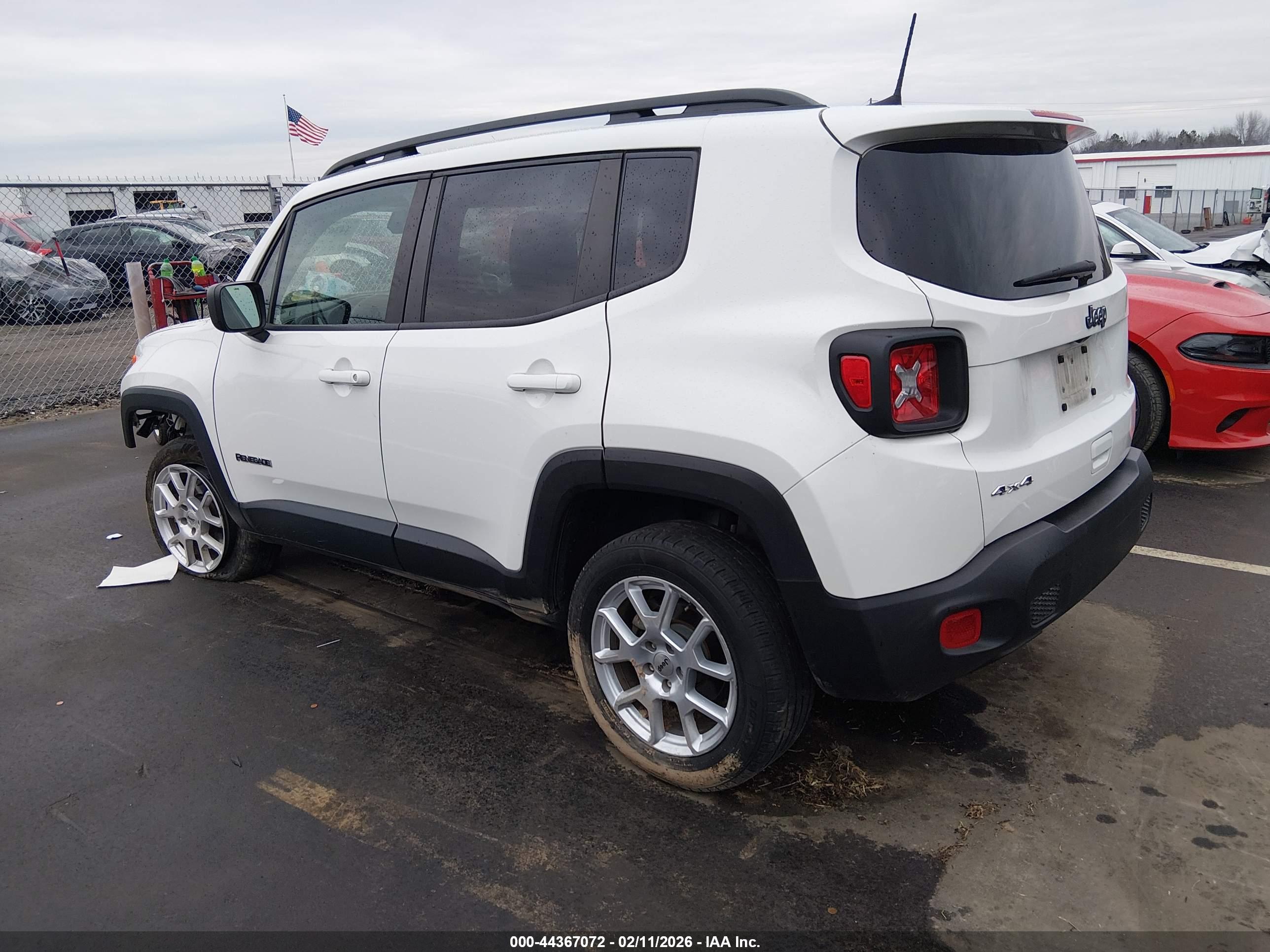 JEEP RENEGADE image 3
