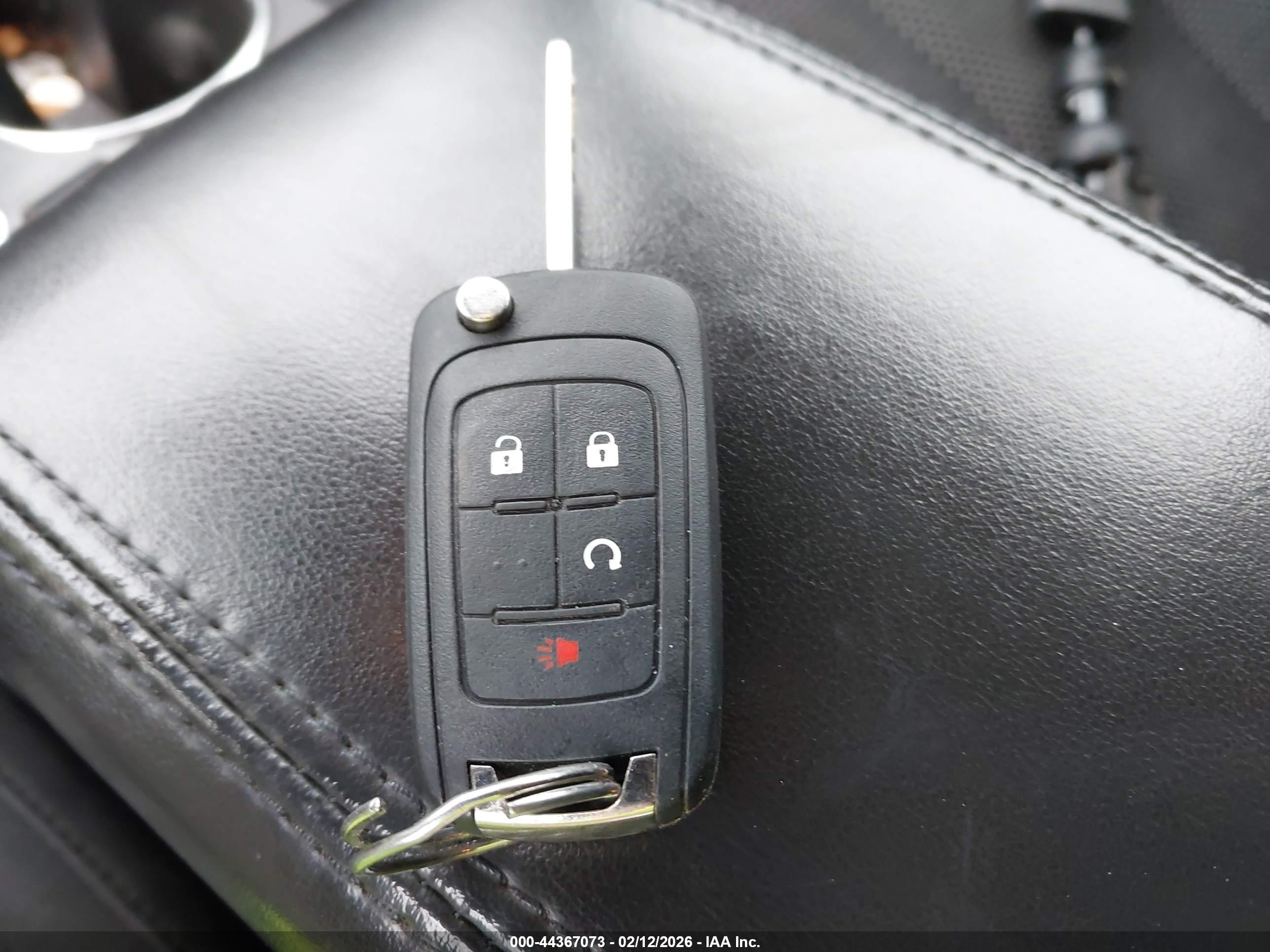 GMC TERRAIN image 11
