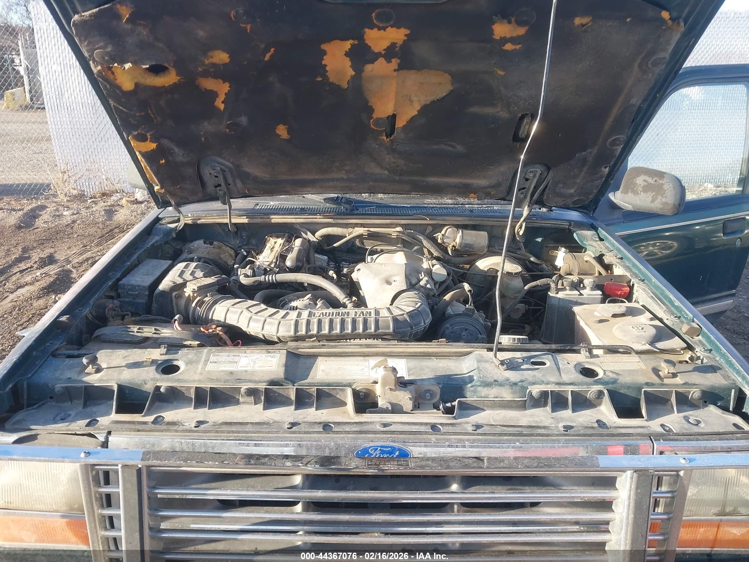 FORD EXPLORER image 10