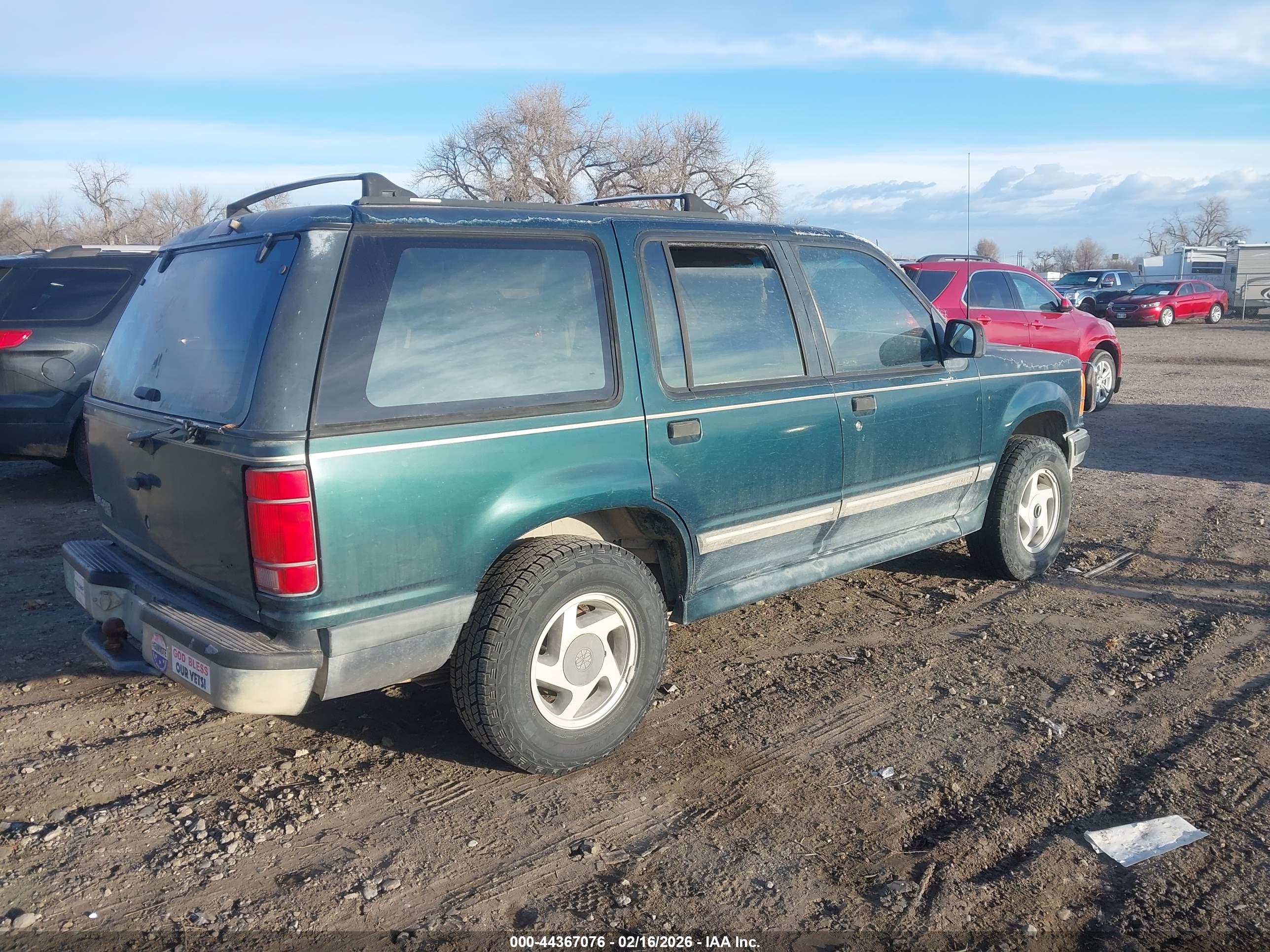 FORD EXPLORER image 4