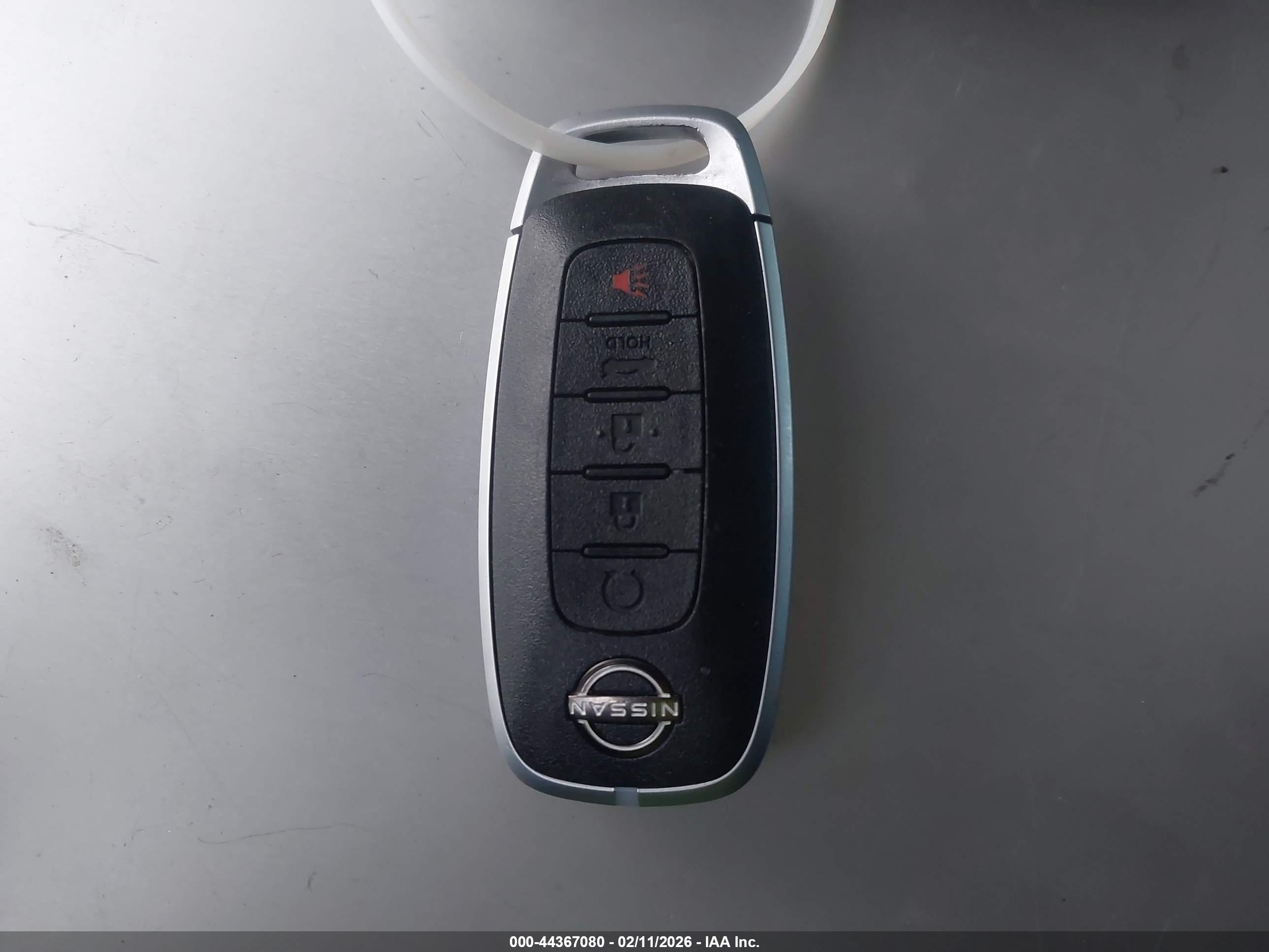 NISSAN SENTRA image 11