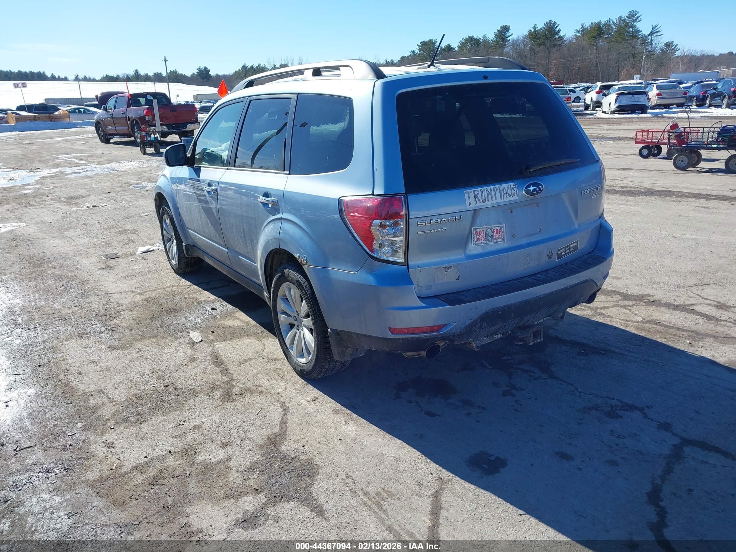 SUBARU FORESTER image 3