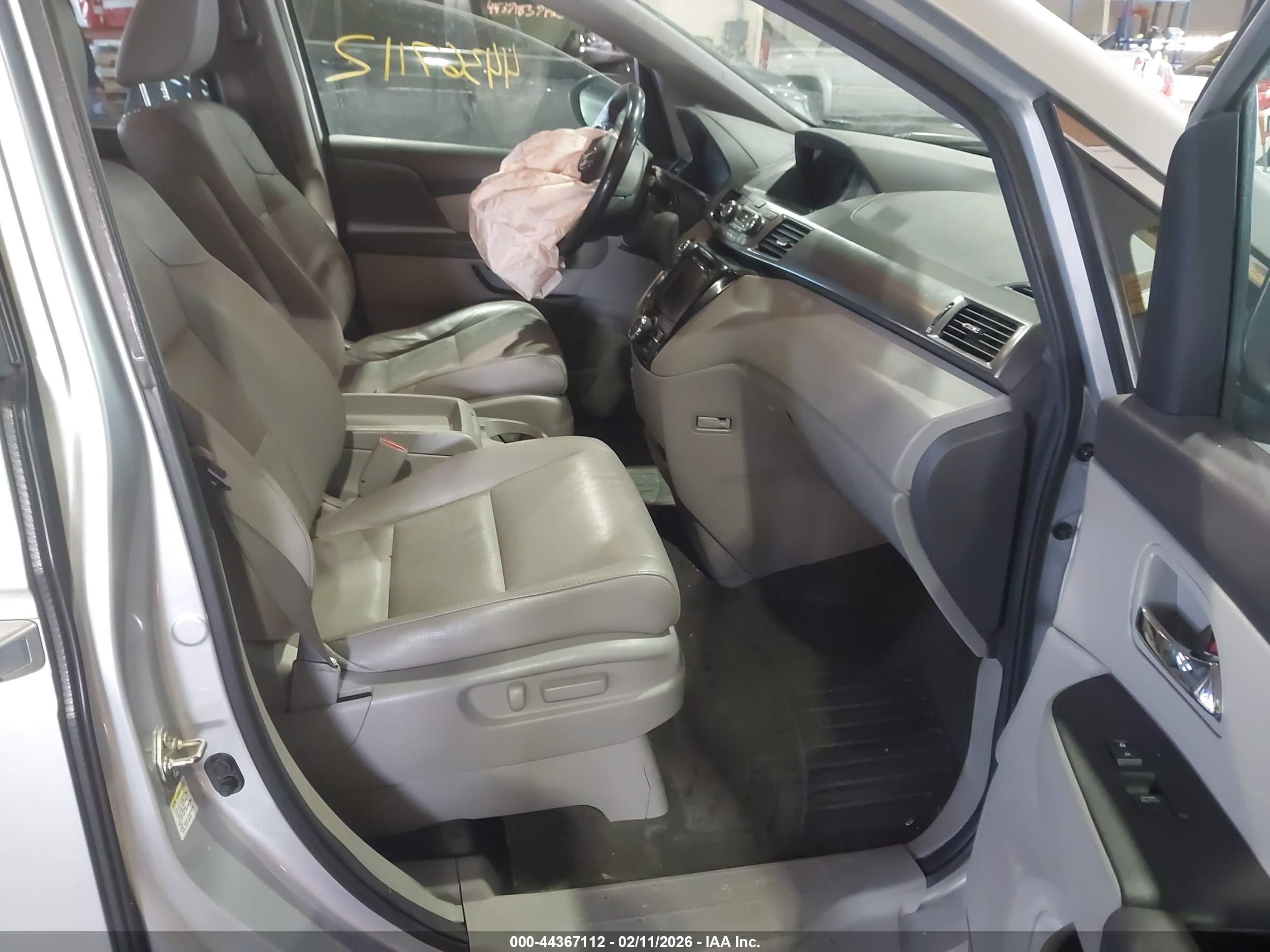 HONDA ODYSSEY image 5