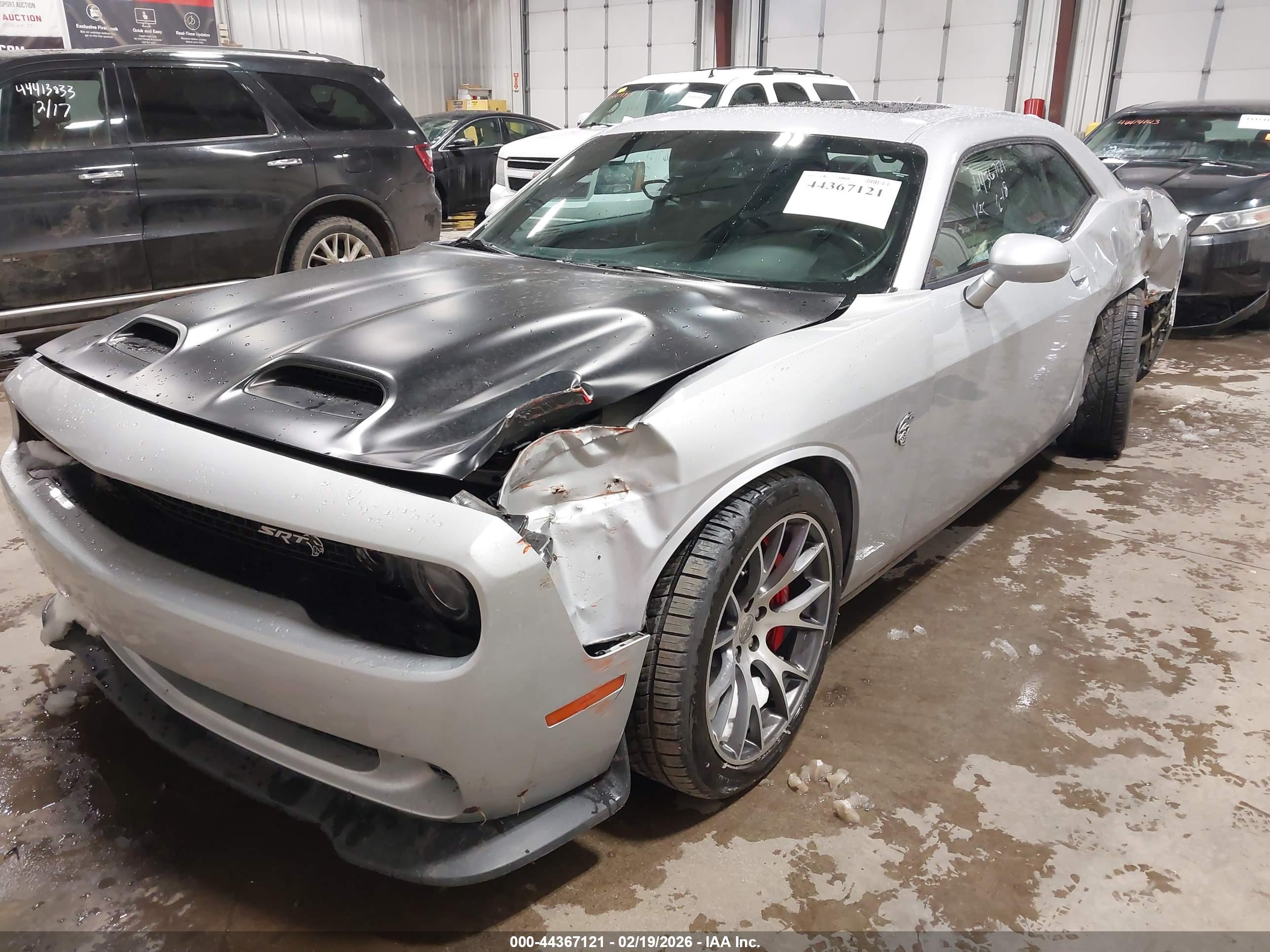 DODGE CHALLENGER image 2