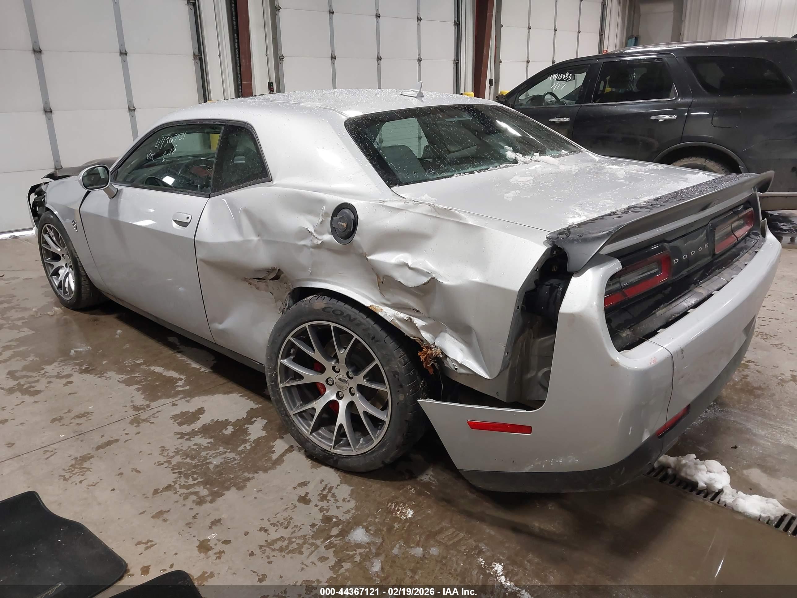 DODGE CHALLENGER image 3