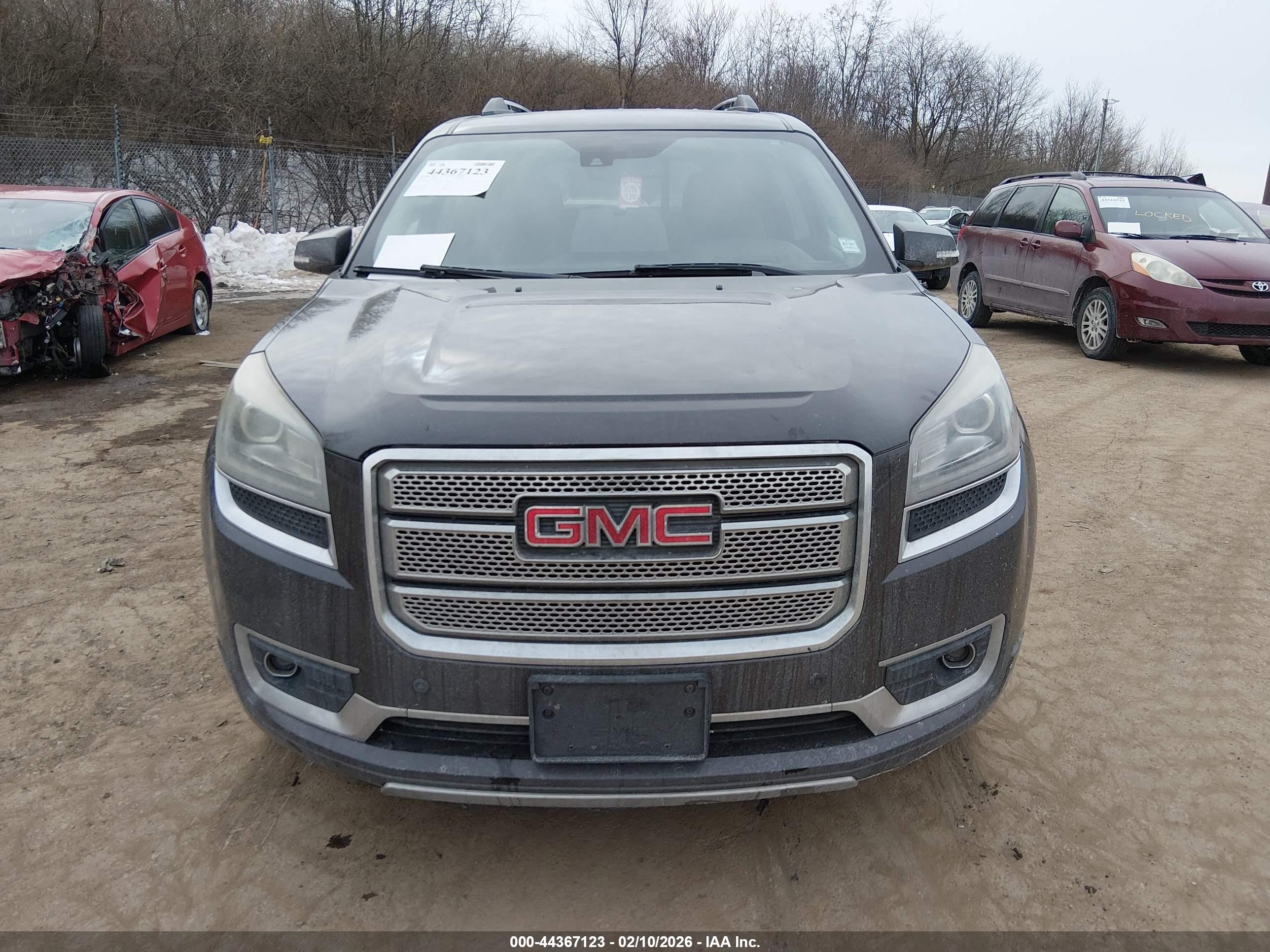GMC ACADIA image 6