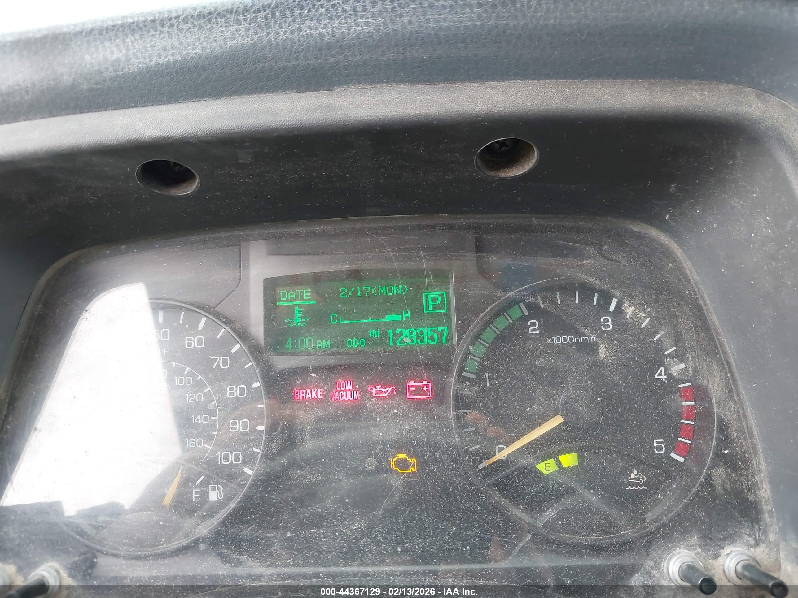 MITSUBISHI FUSO image 6