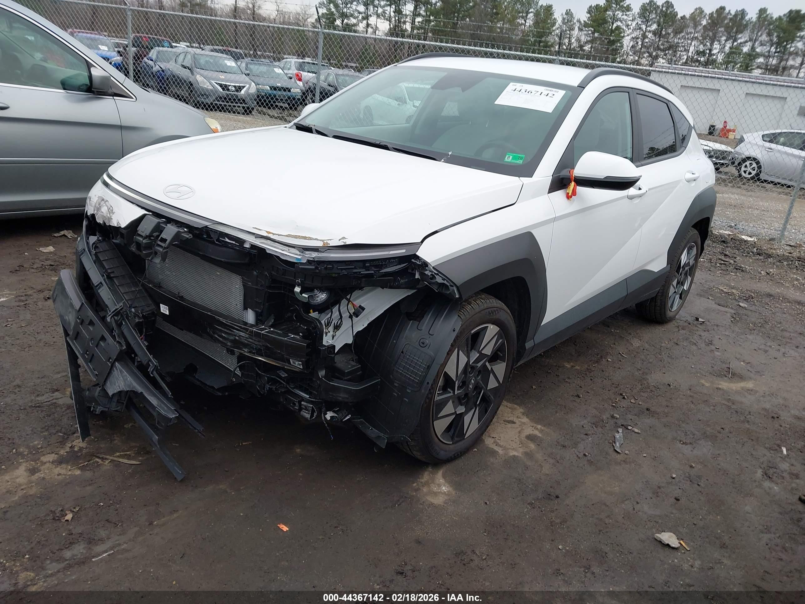 HYUNDAI KONA image 2
