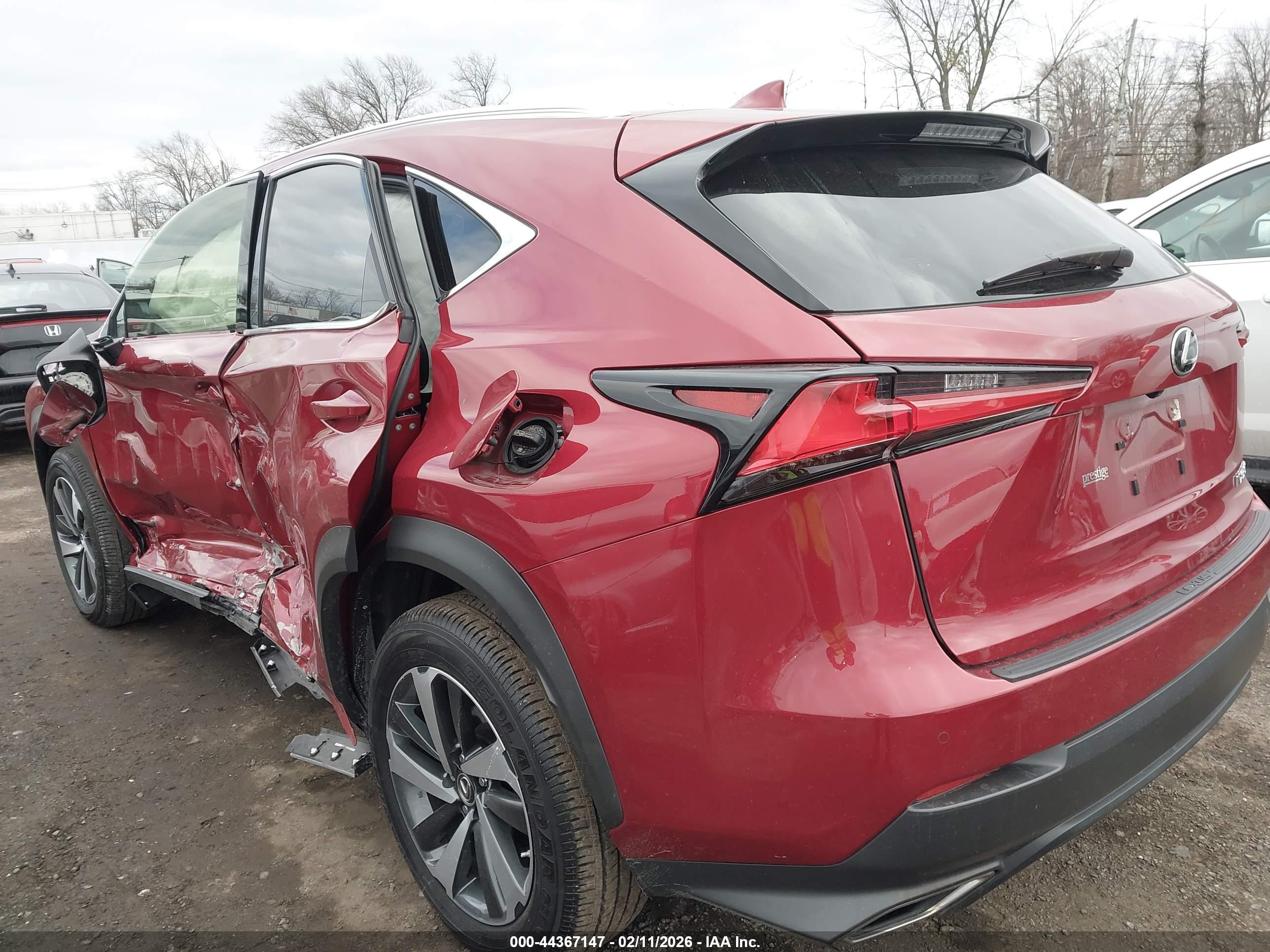 LEXUS NX image 3