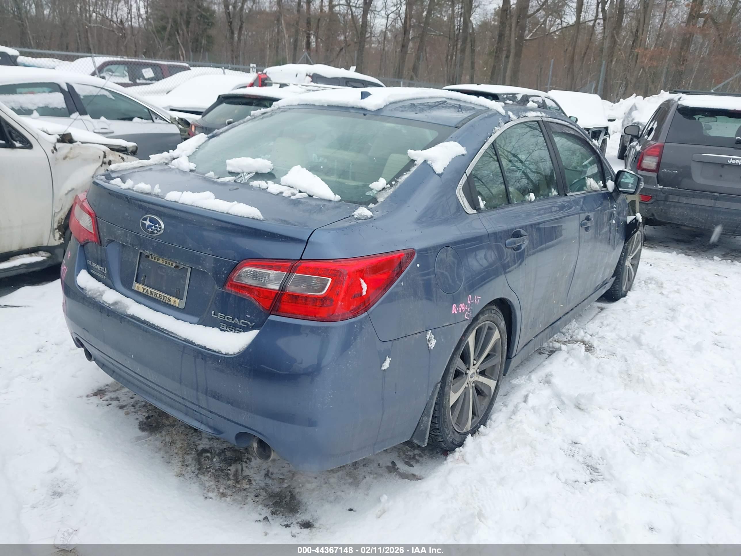 SUBARU LEGACY image 4