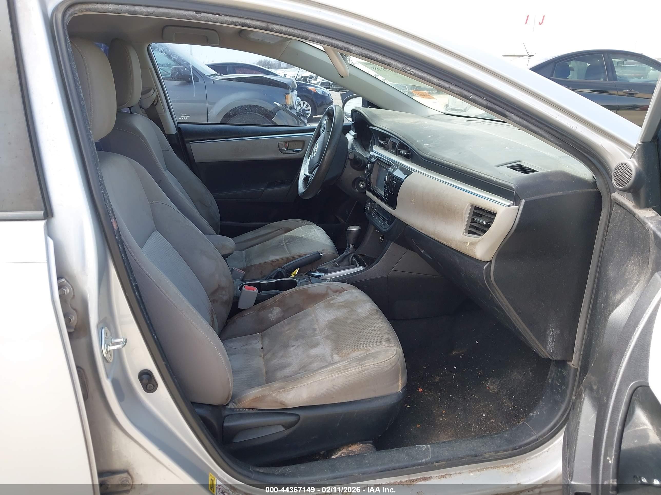 TOYOTA COROLLA image 5