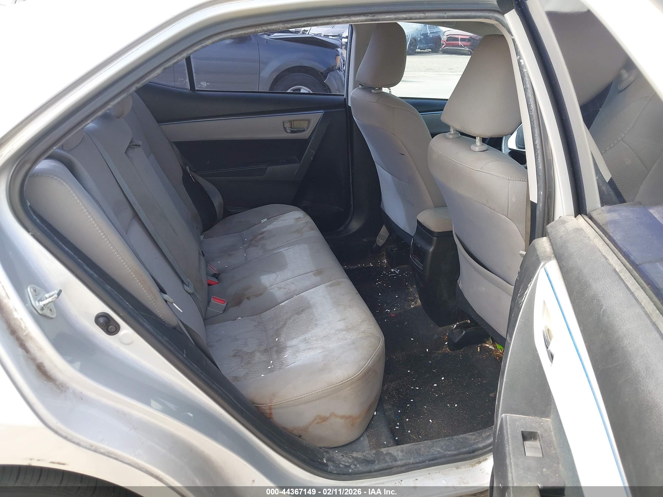 TOYOTA COROLLA image 8
