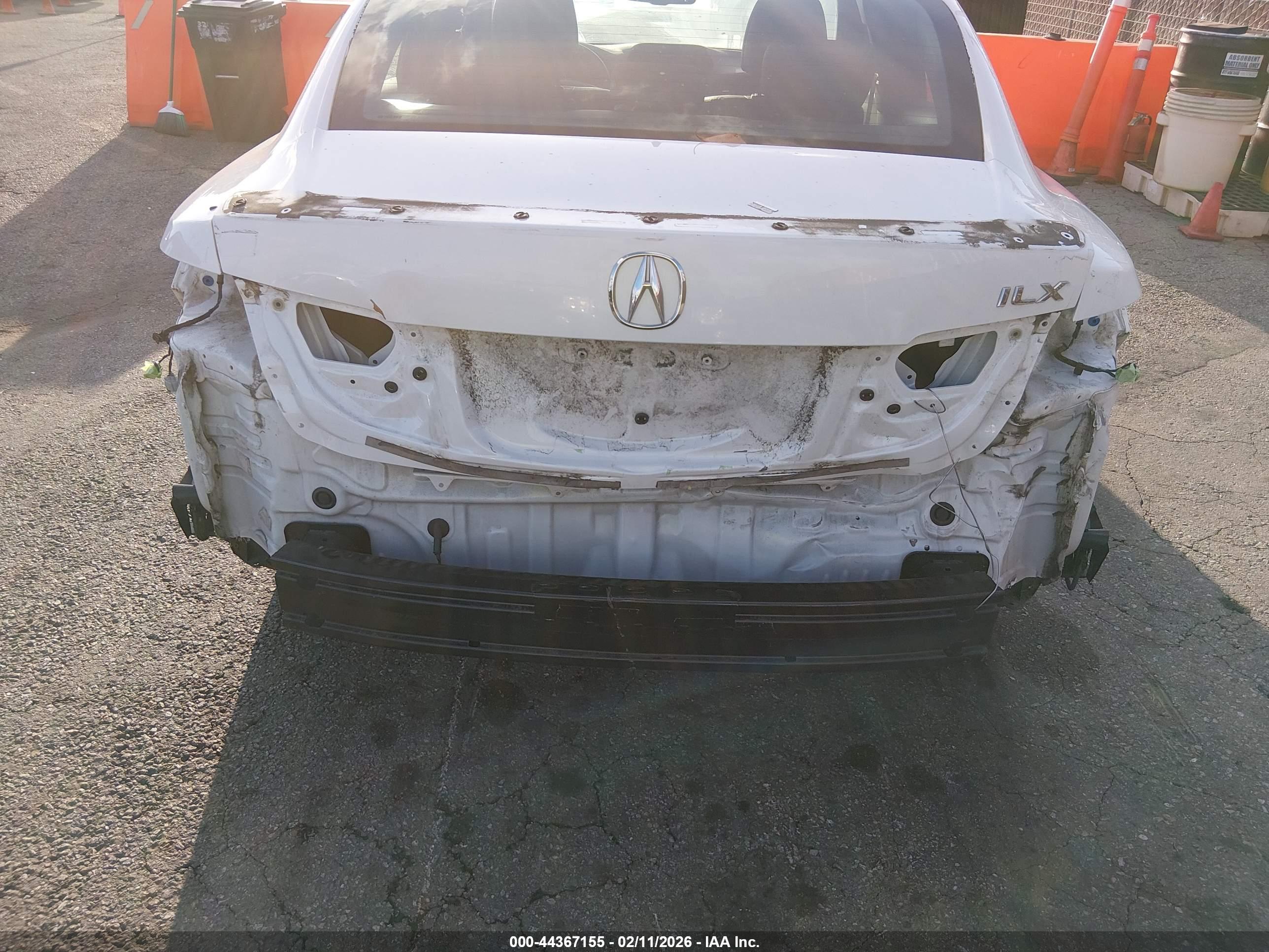 ACURA ILX image 6