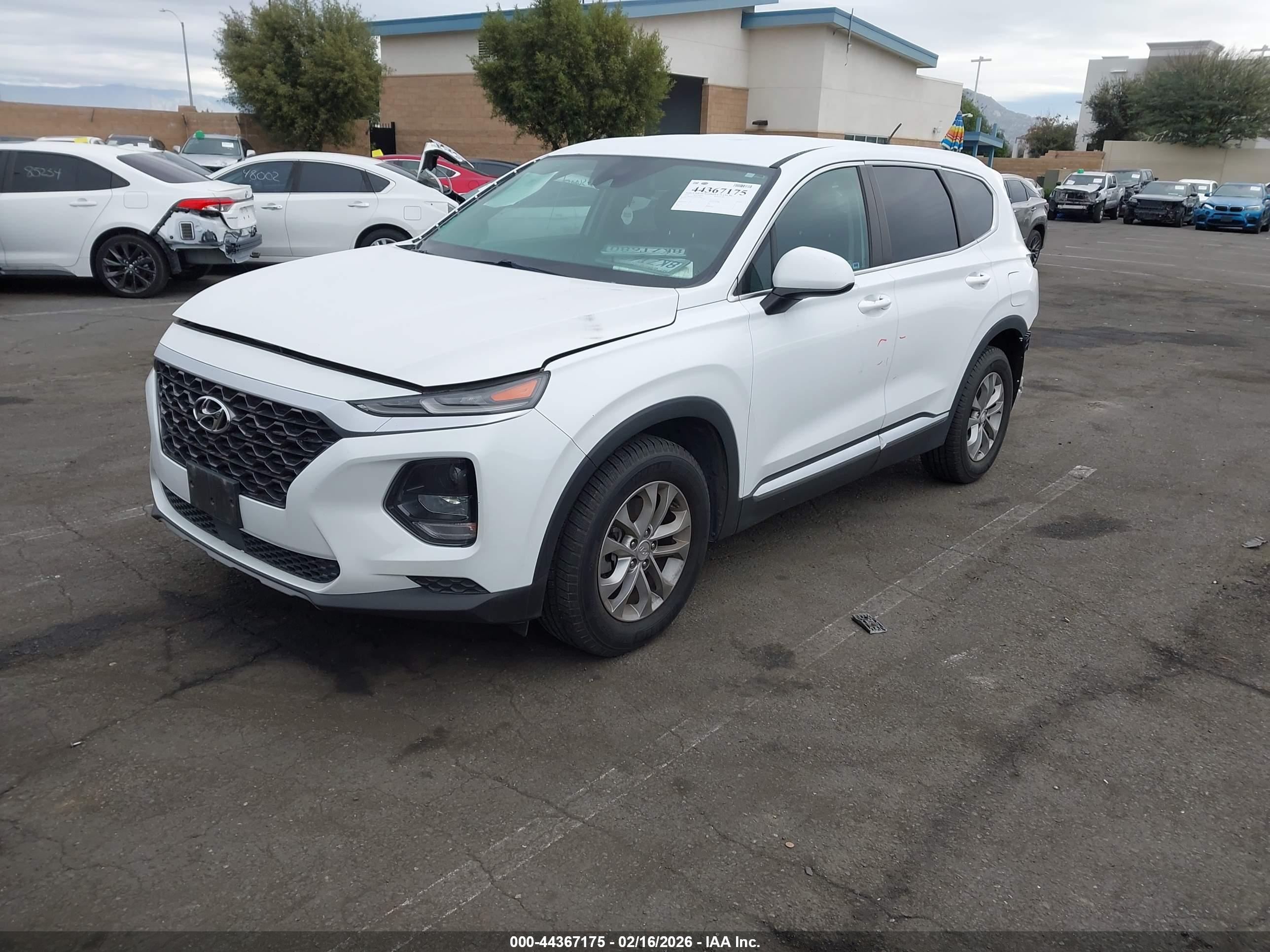 HYUNDAI SANTA image 2