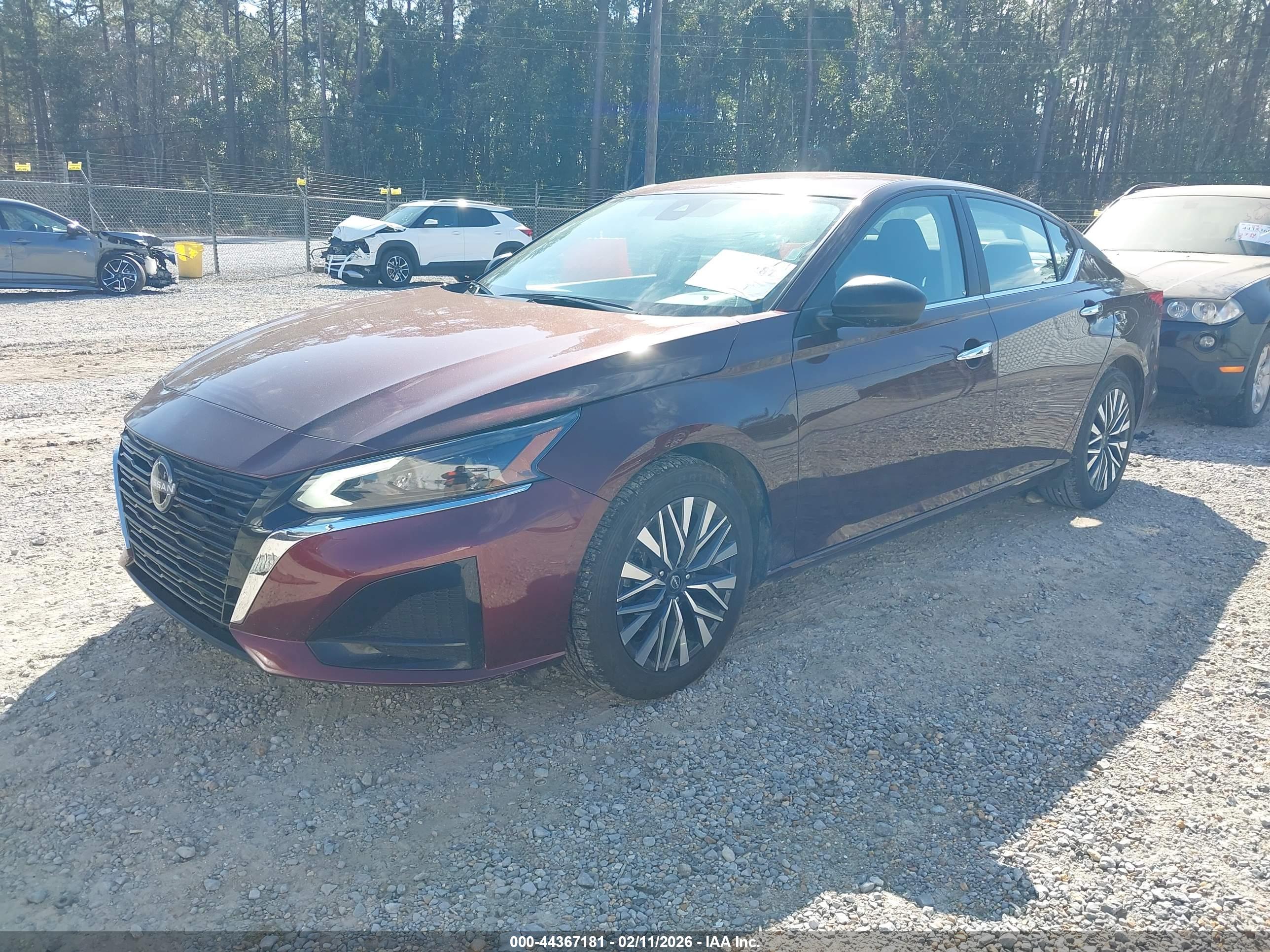 NISSAN ALTIMA image 6
