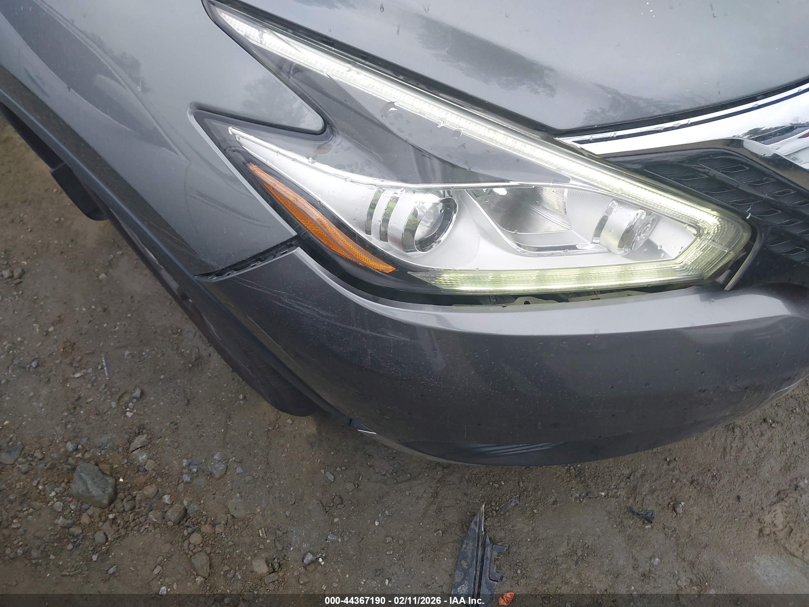 NISSAN MURANO image 6