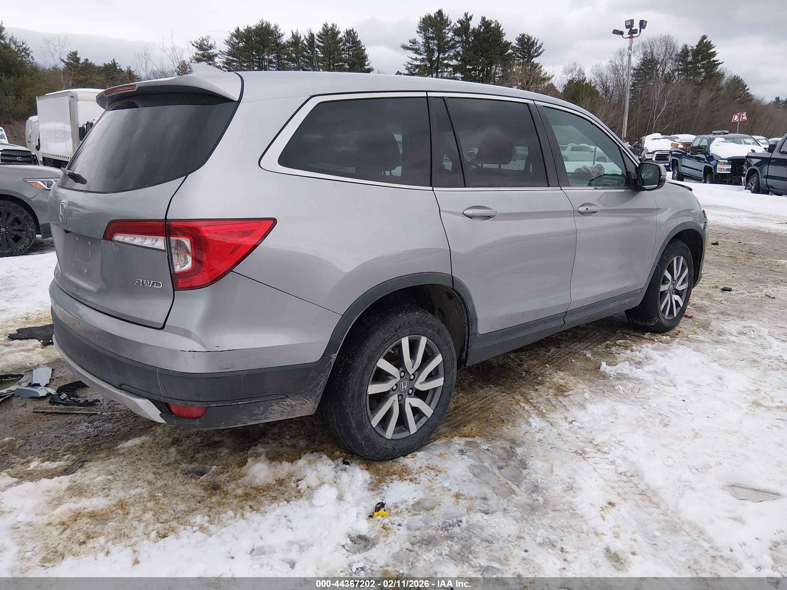 HONDA PILOT image 4