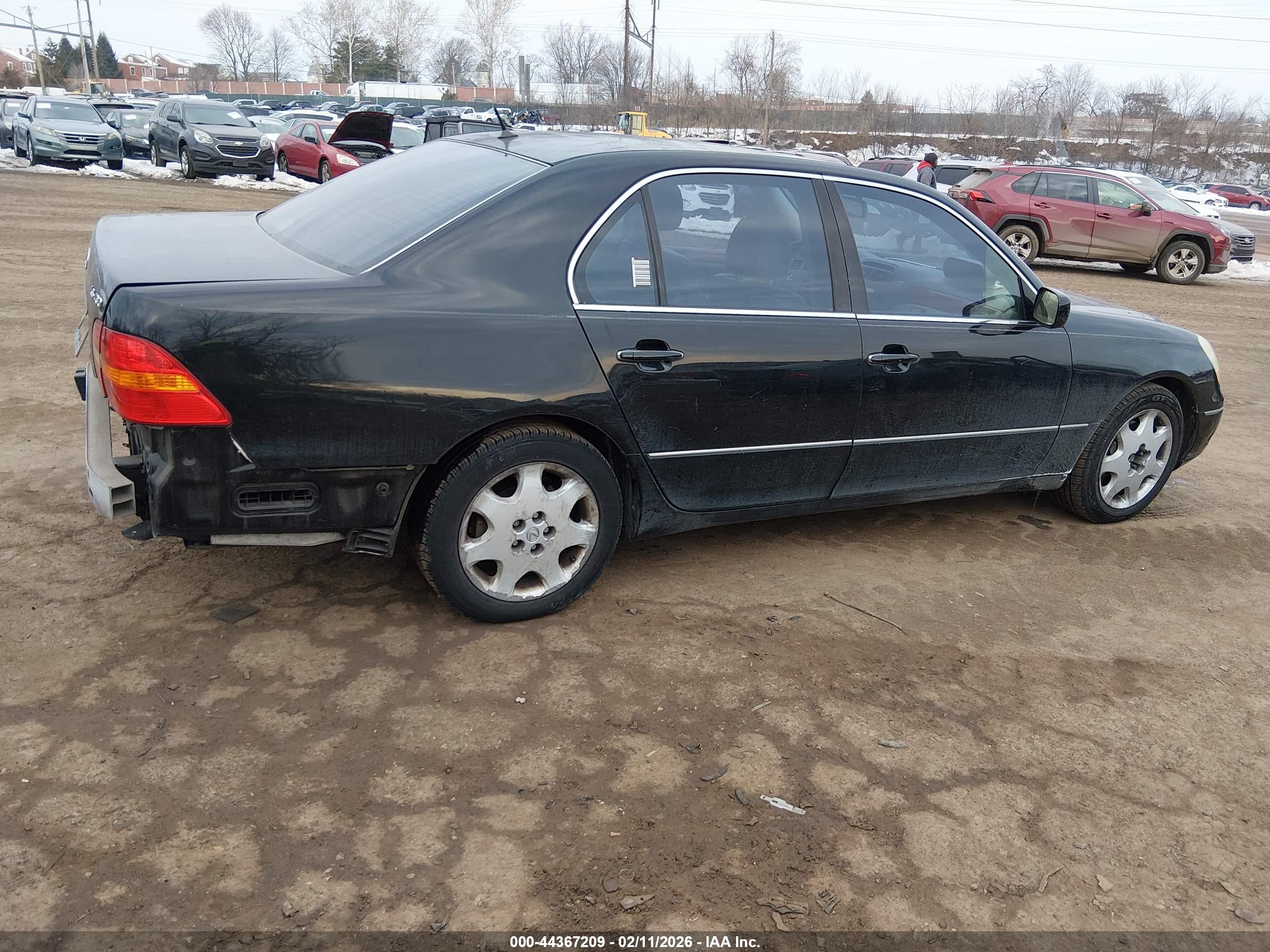 LEXUS LS image 4