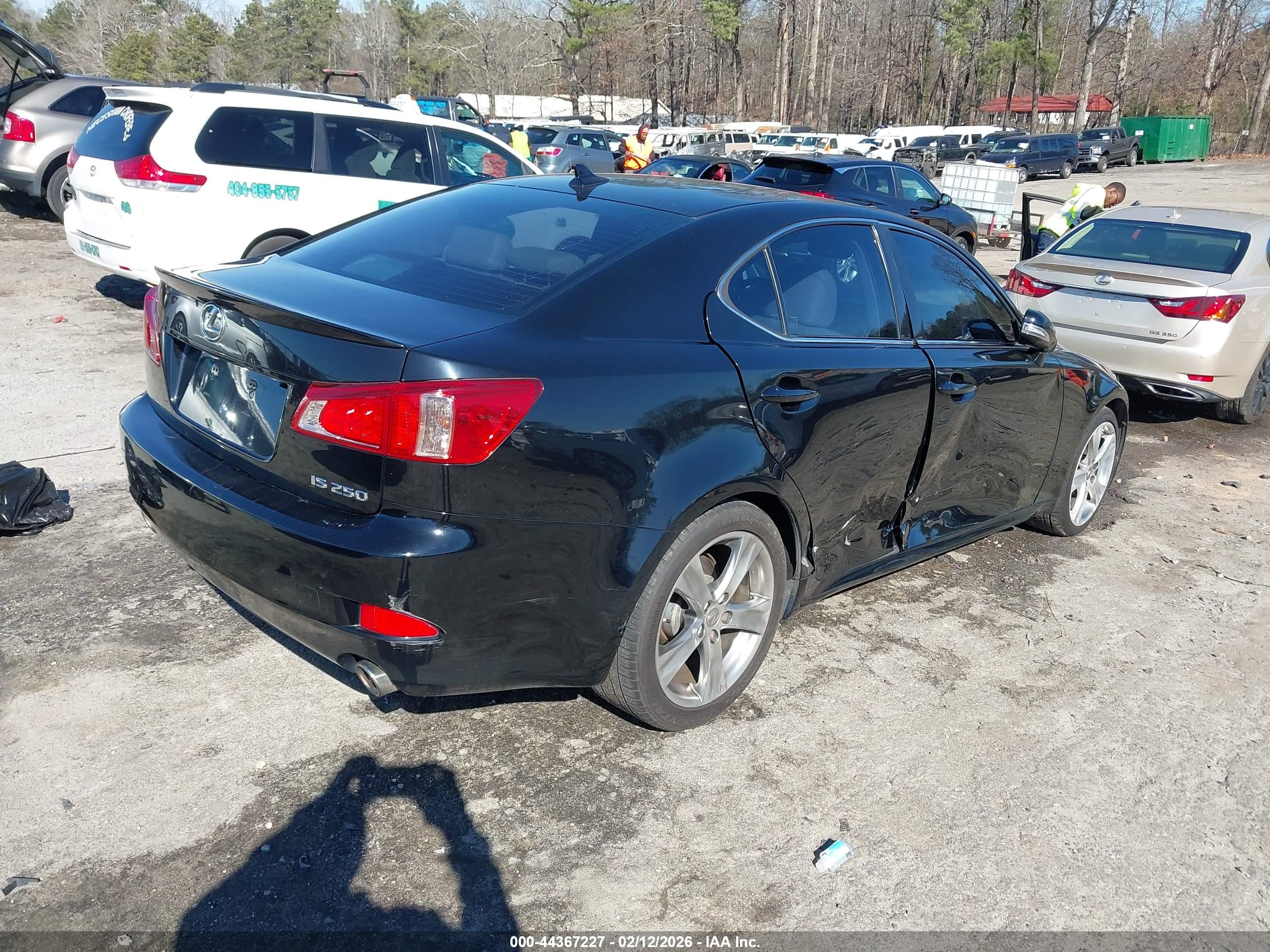 LEXUS IS image 4
