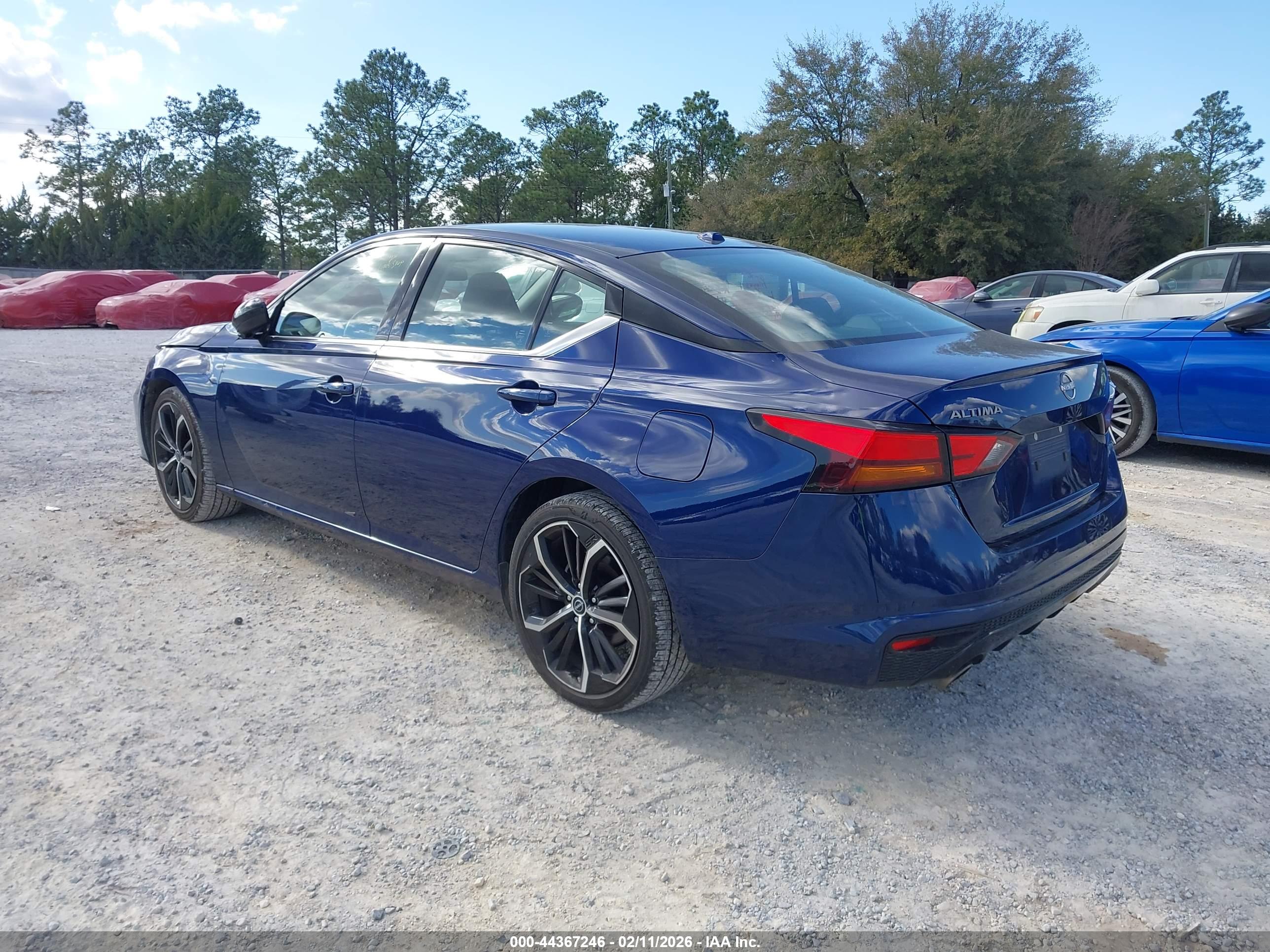 NISSAN ALTIMA image 3