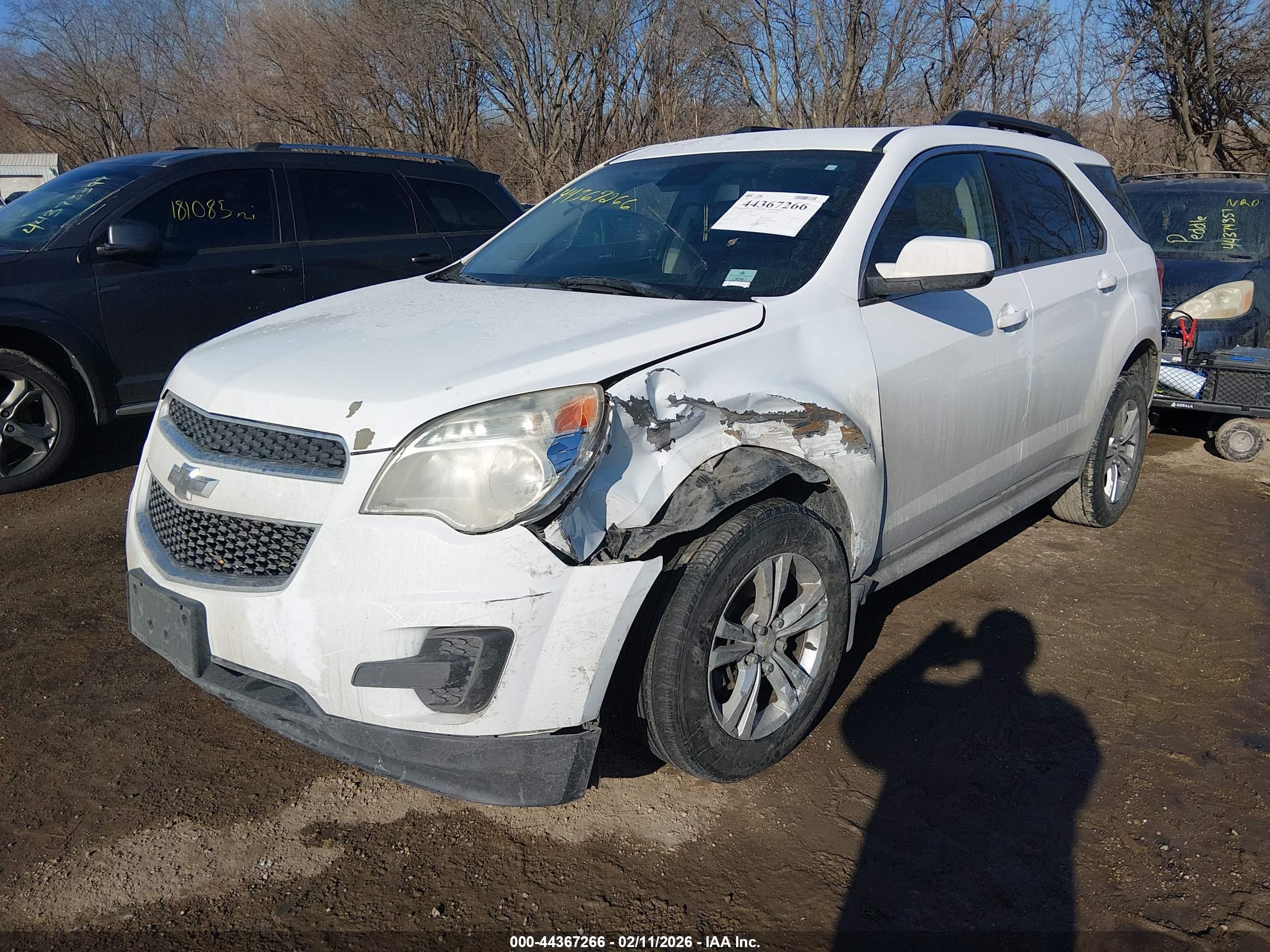 CHEVROLET EQUINOX image 2