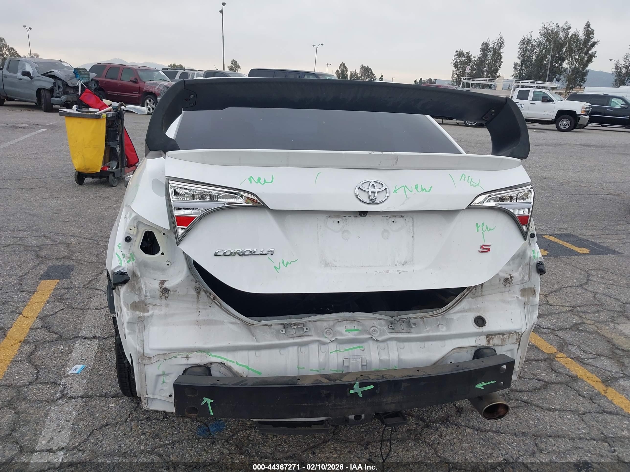 TOYOTA COROLLA image 6