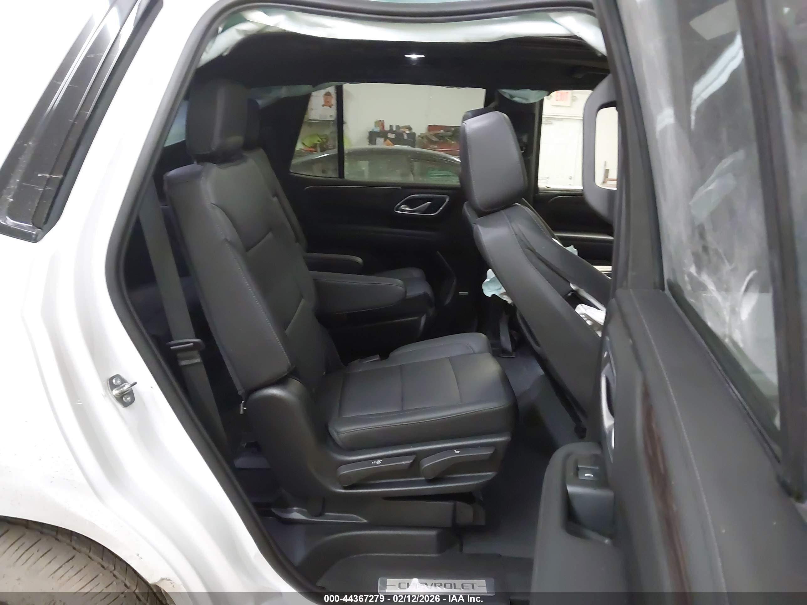 CHEVROLET TAHOE image 8