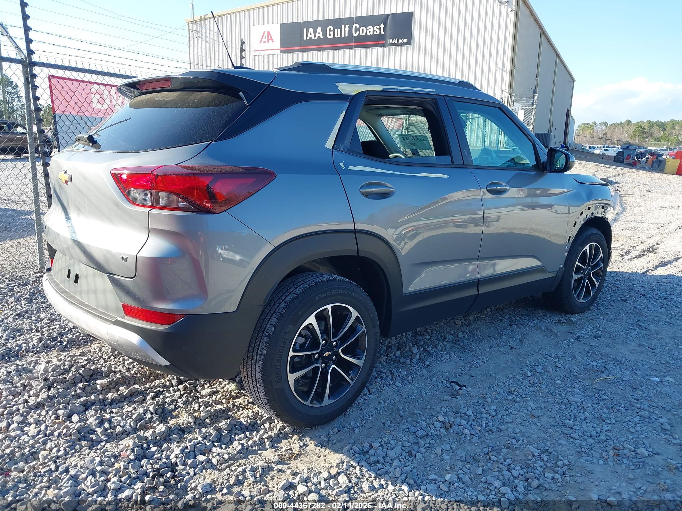 CHEVROLET TRAILBLAZER image 4