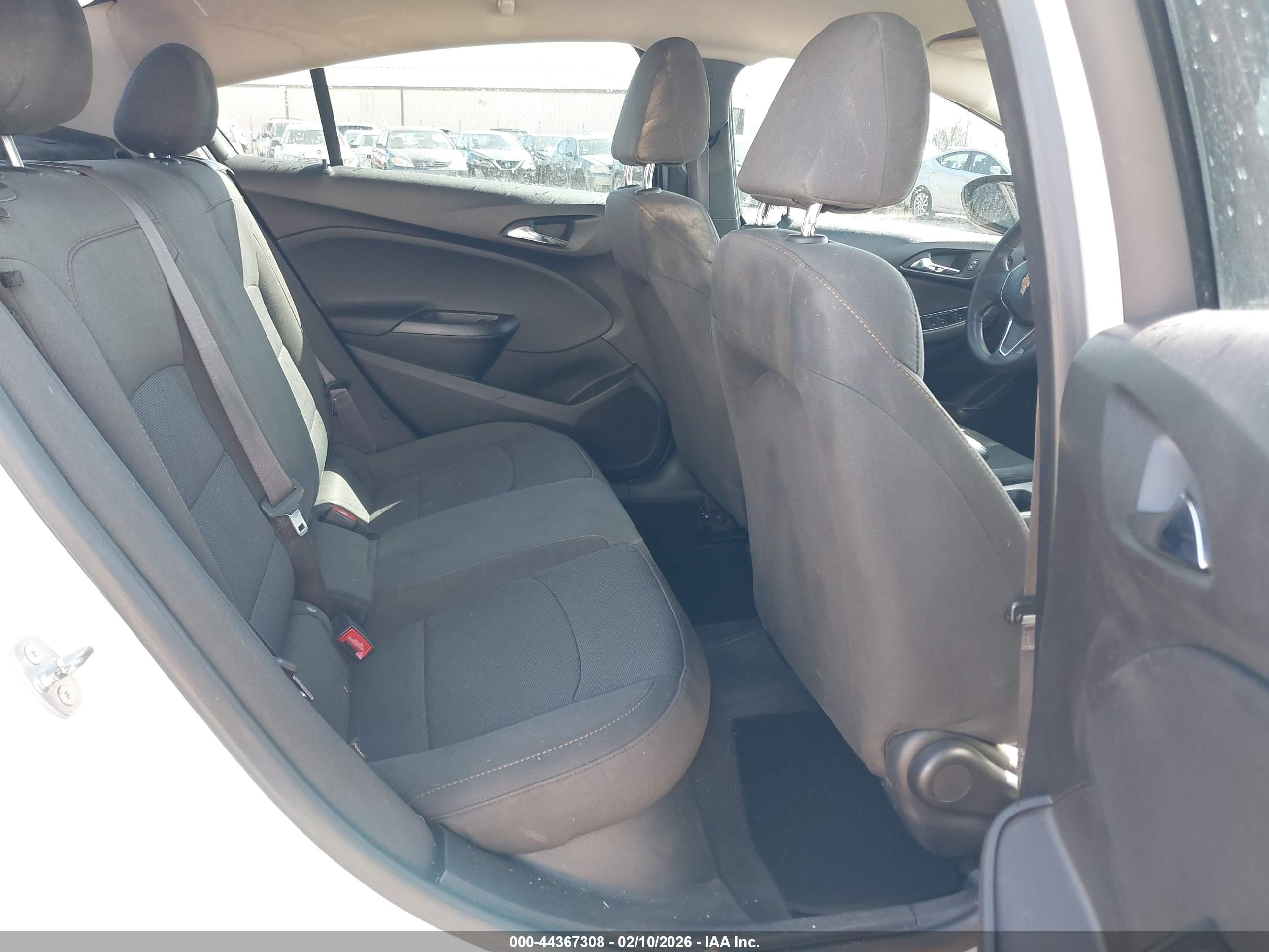 CHEVROLET CRUZE image 8