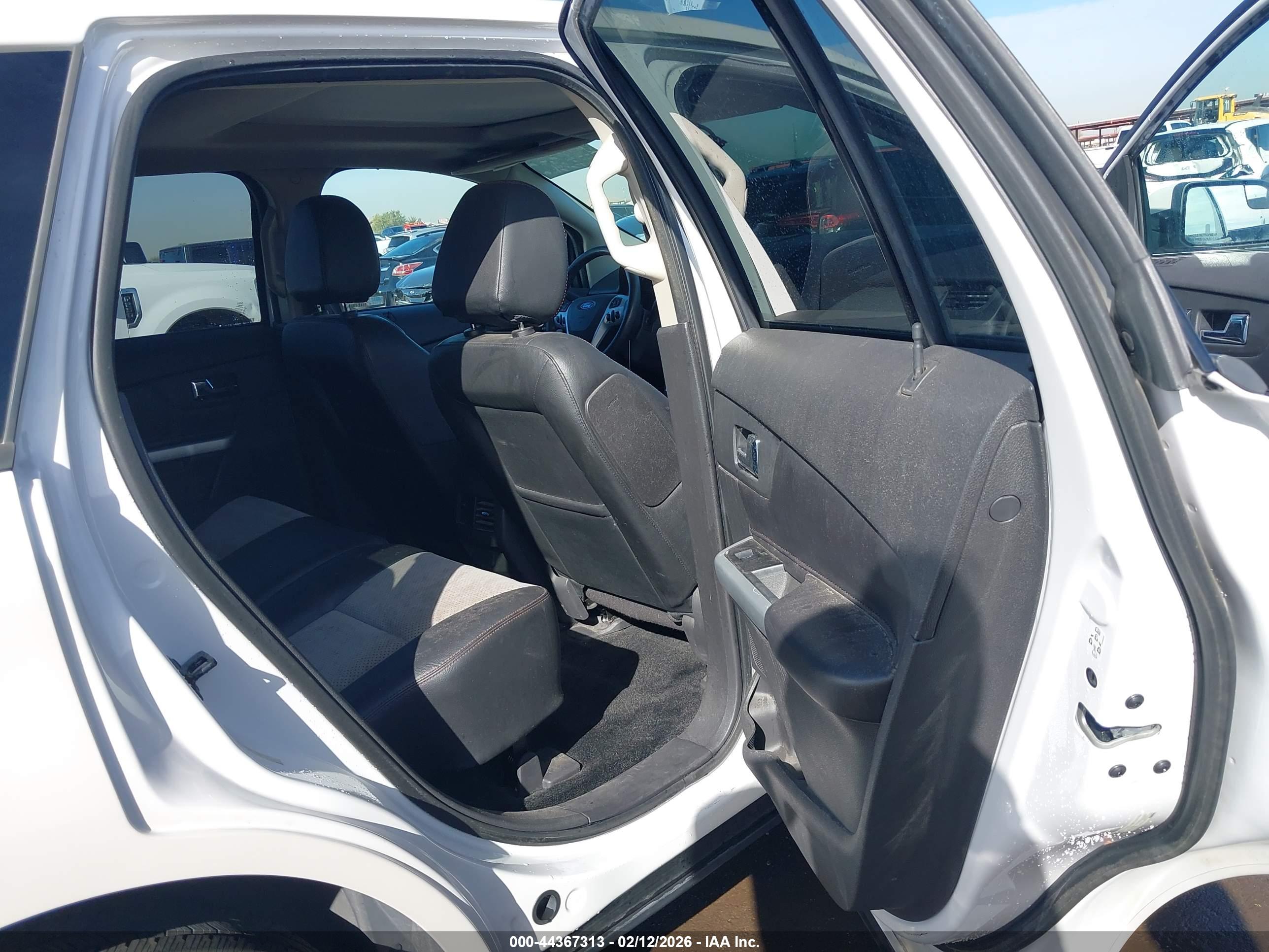 FORD EDGE image 8