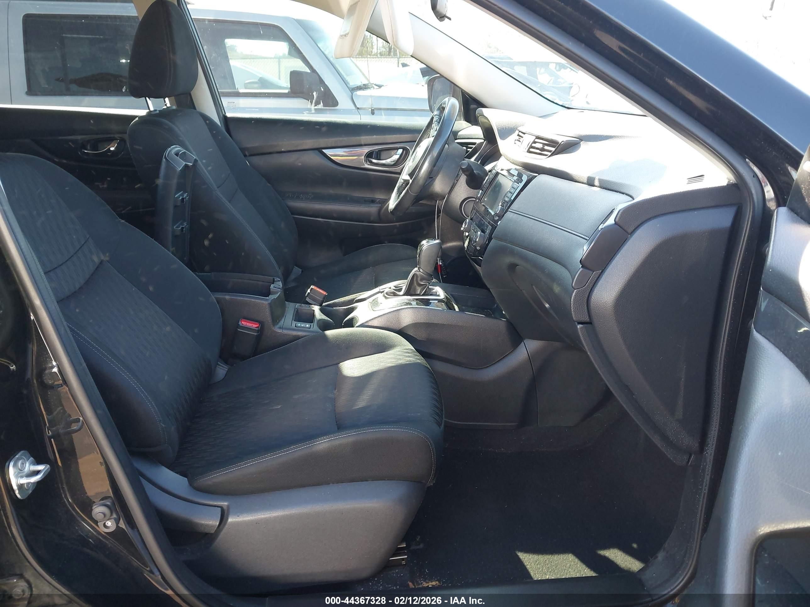 NISSAN ROGUE image 5