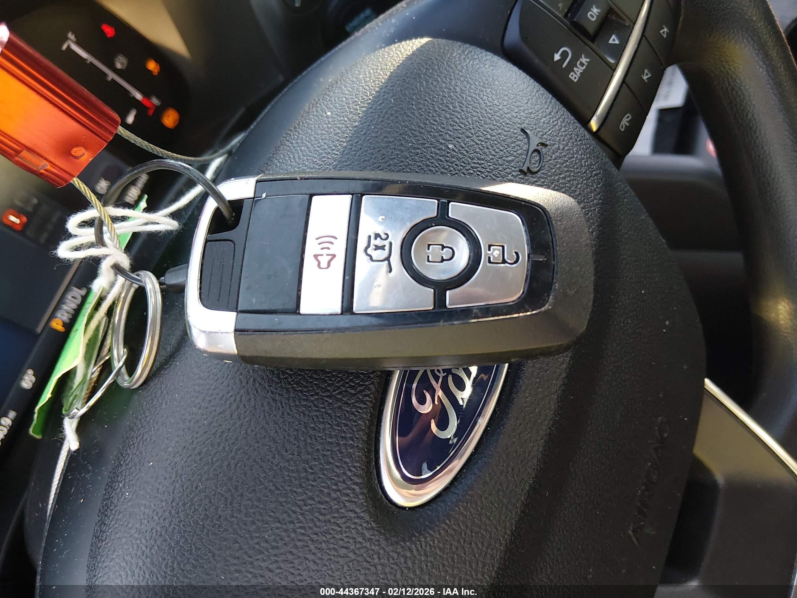 FORD ESCAPE image 11