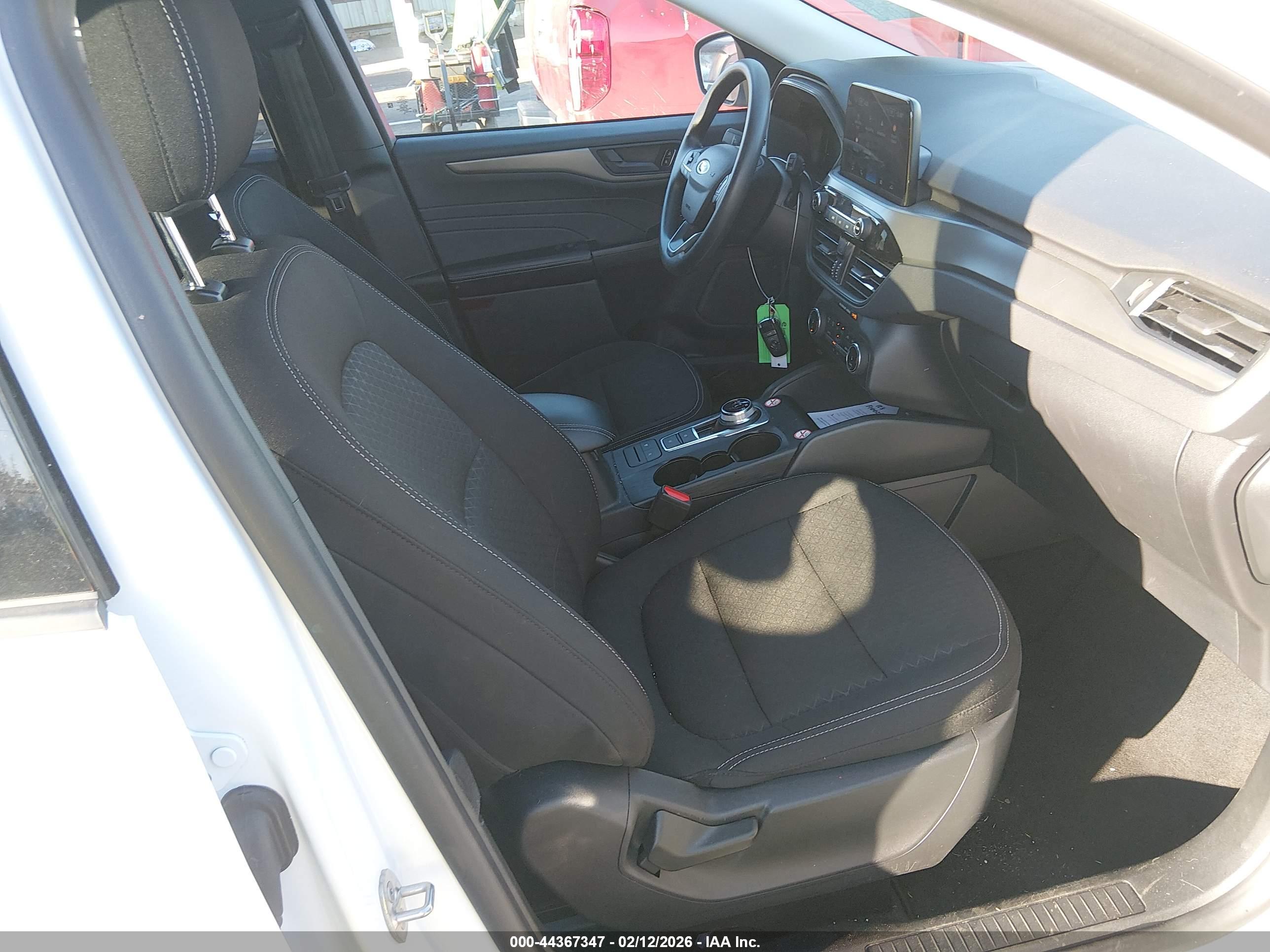 FORD ESCAPE image 5