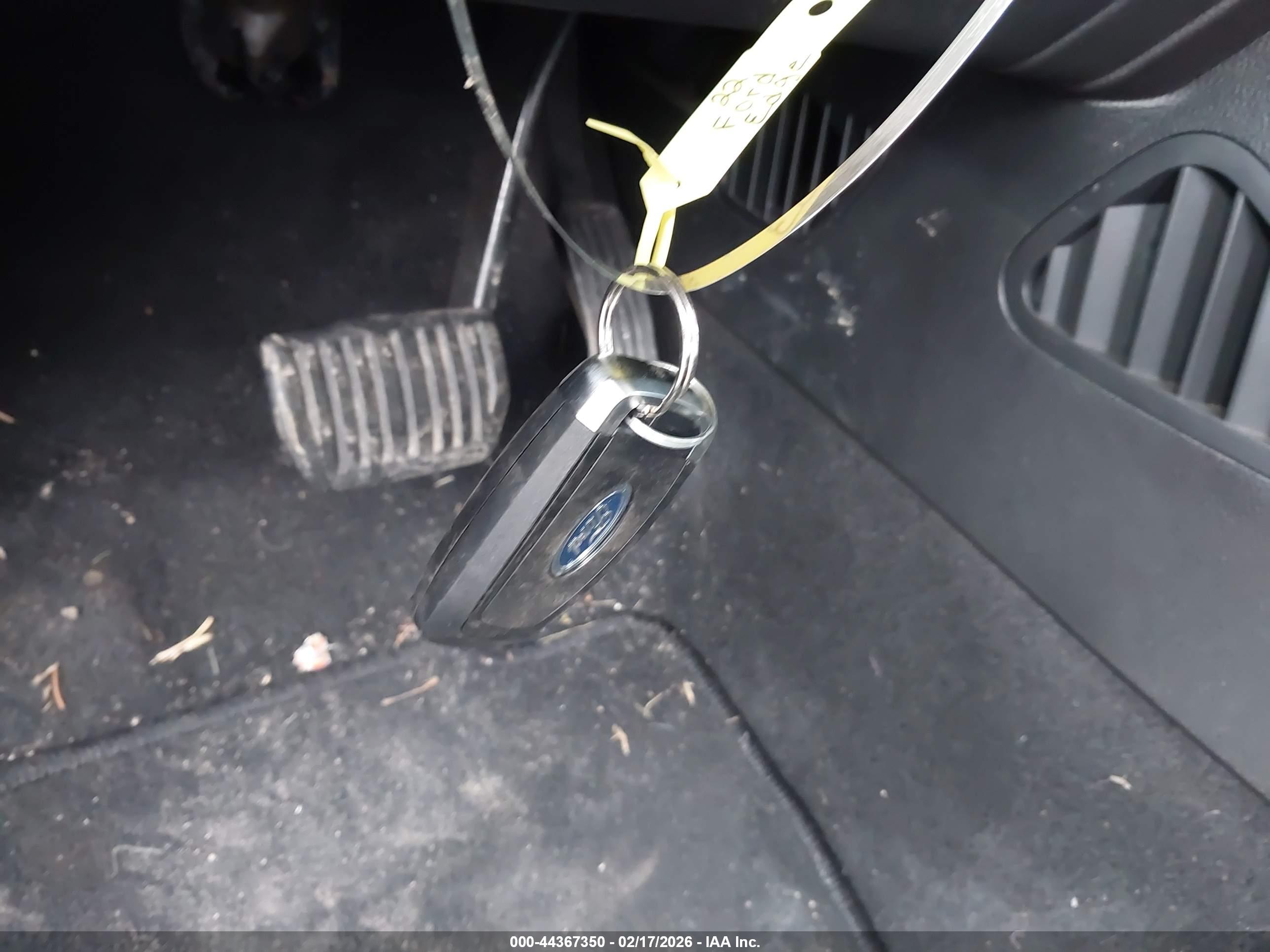 FORD EDGE image 11