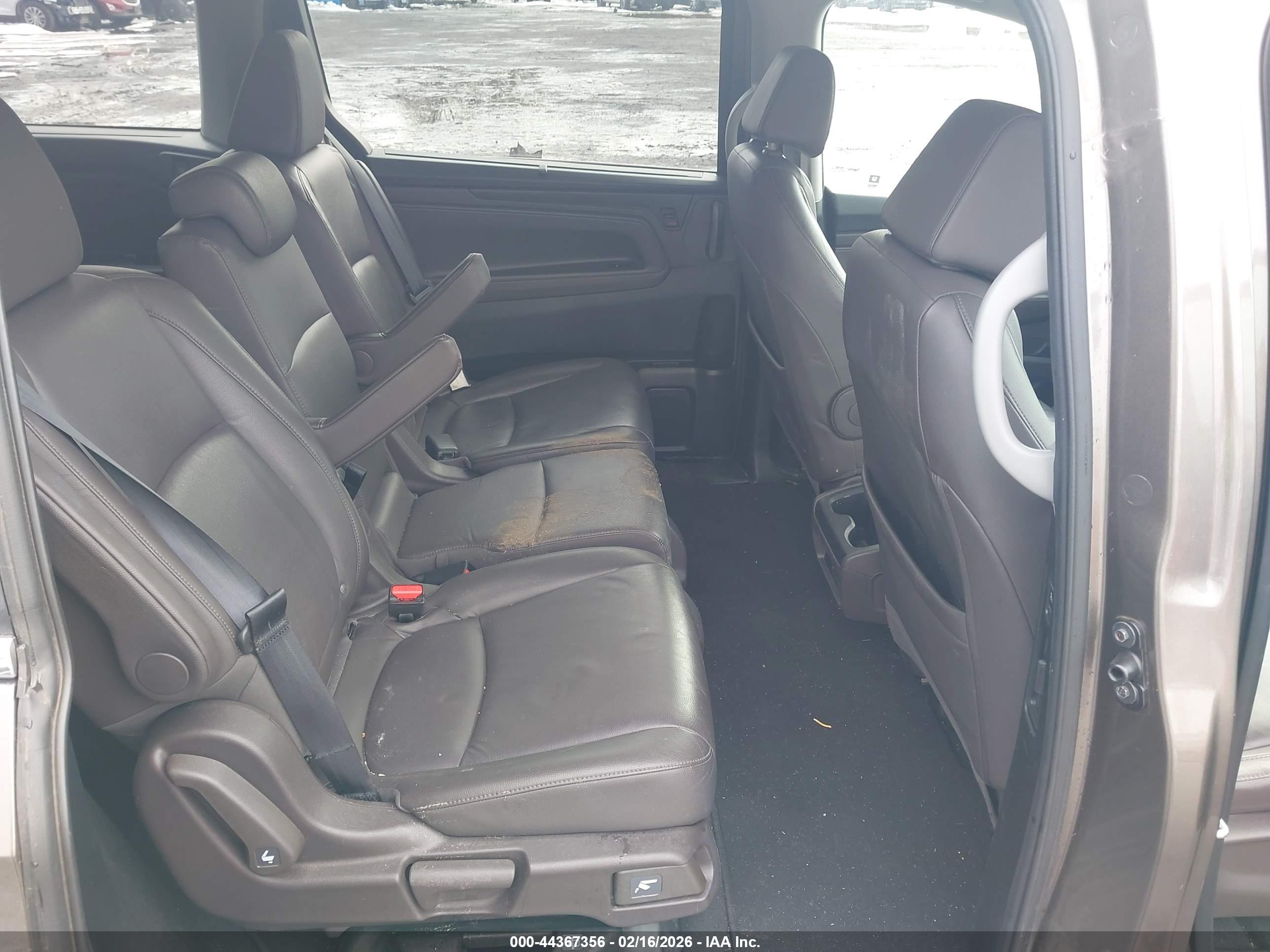 HONDA ODYSSEY image 8