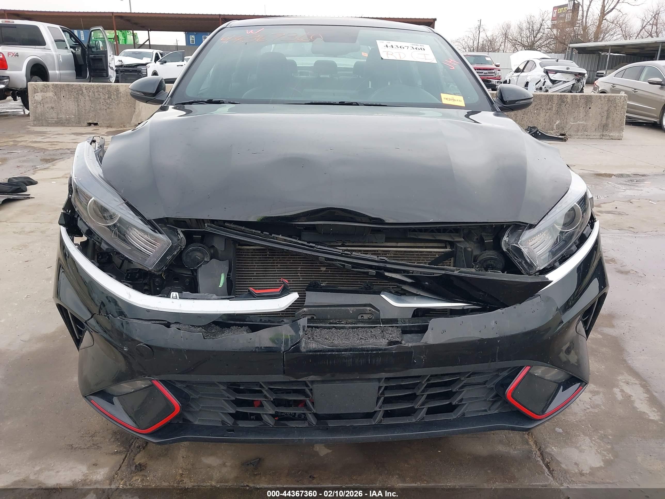 KIA FORTE image 6