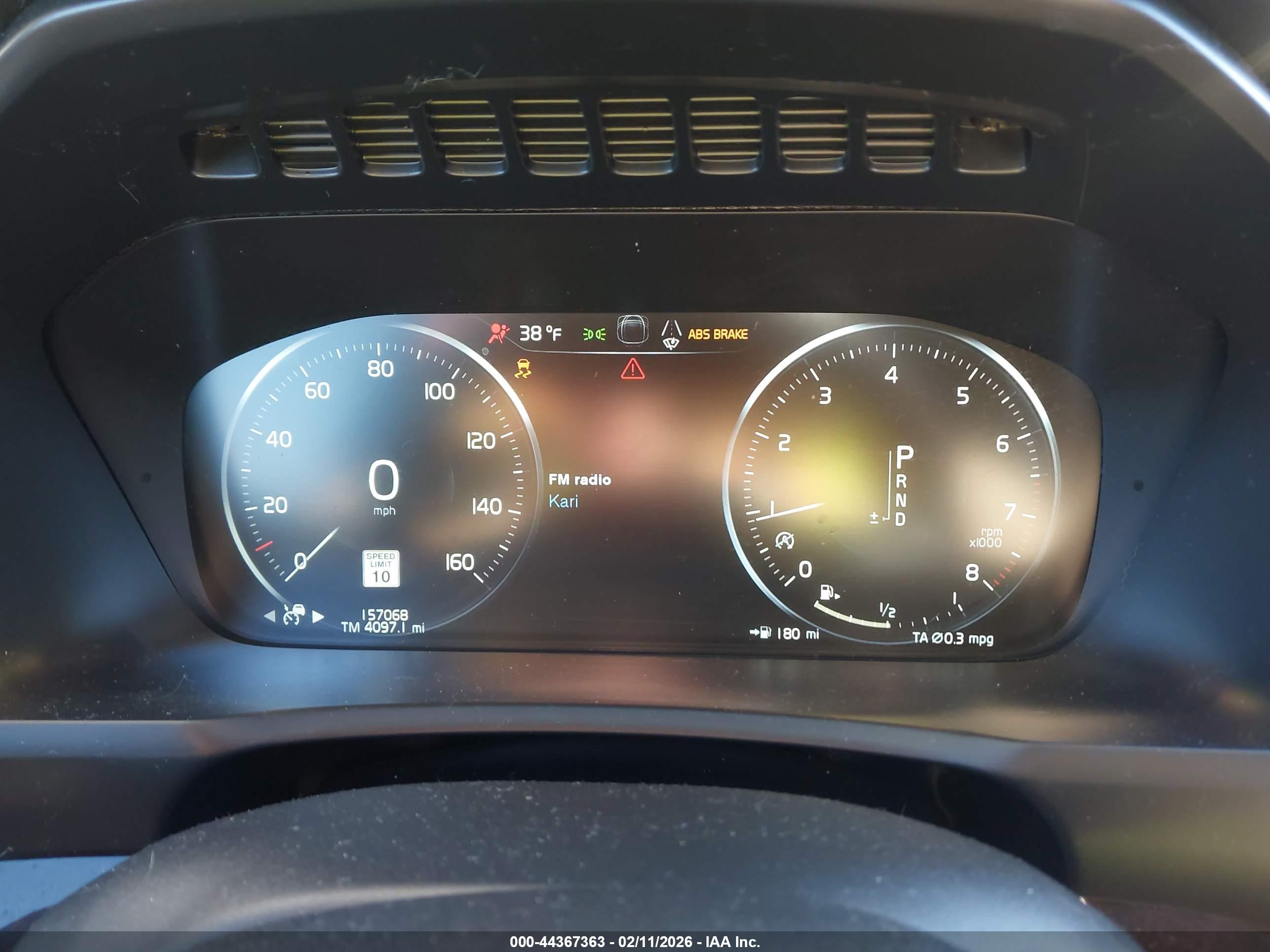 VOLVO XC90 image 7
