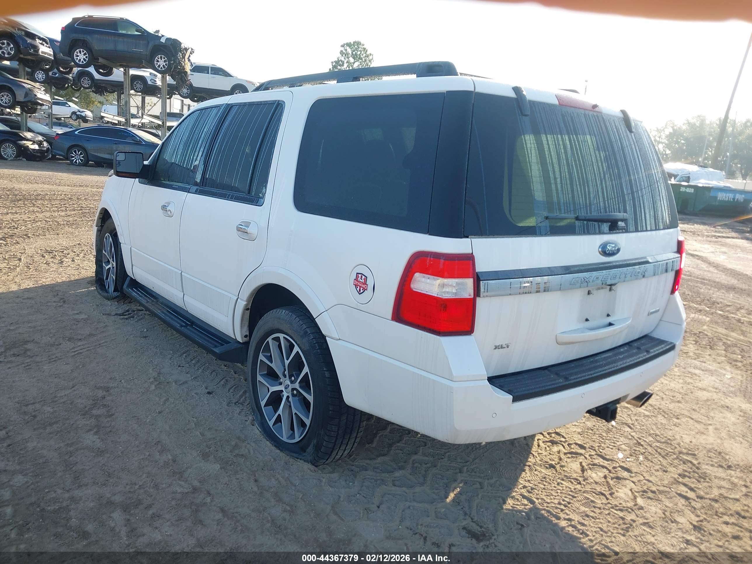 FORD EXPEDITION image 3