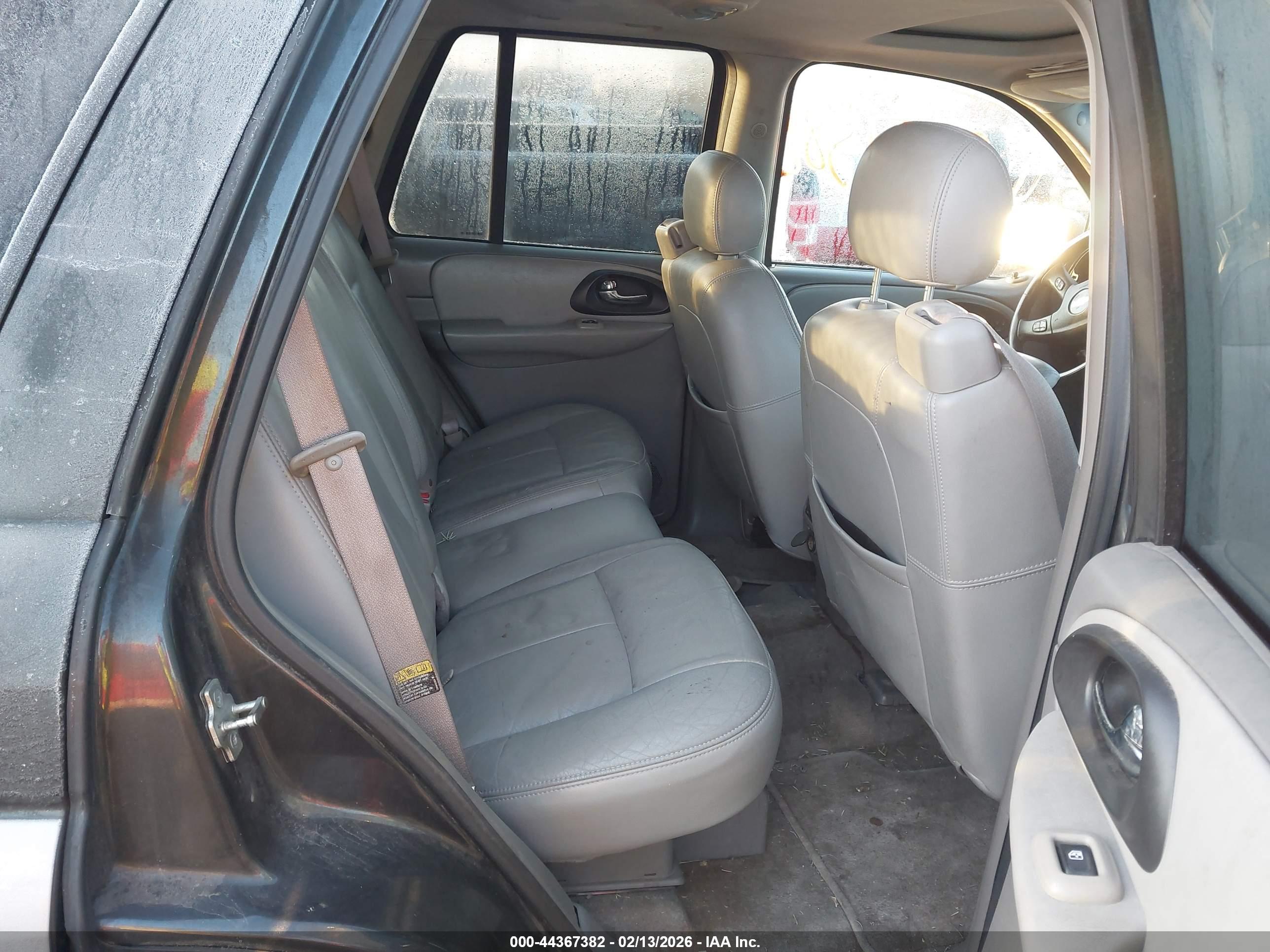 CHEVROLET TRAILBLAZER image 8