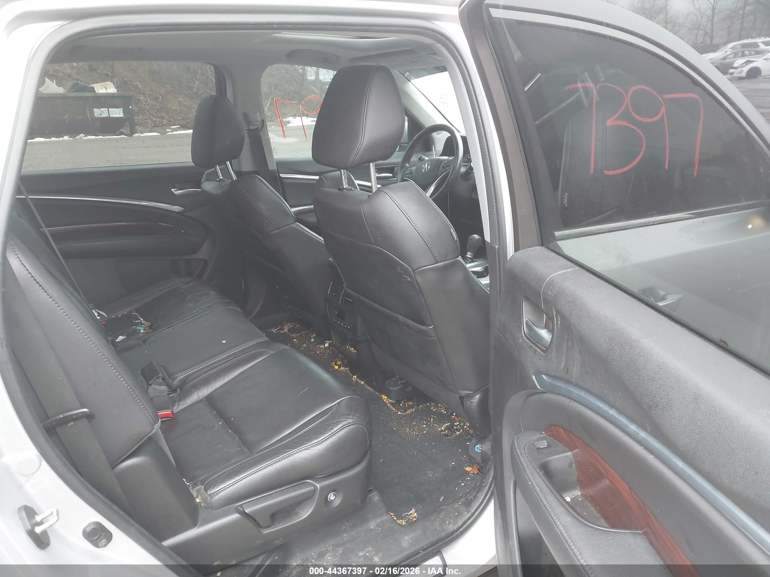ACURA MDX image 8