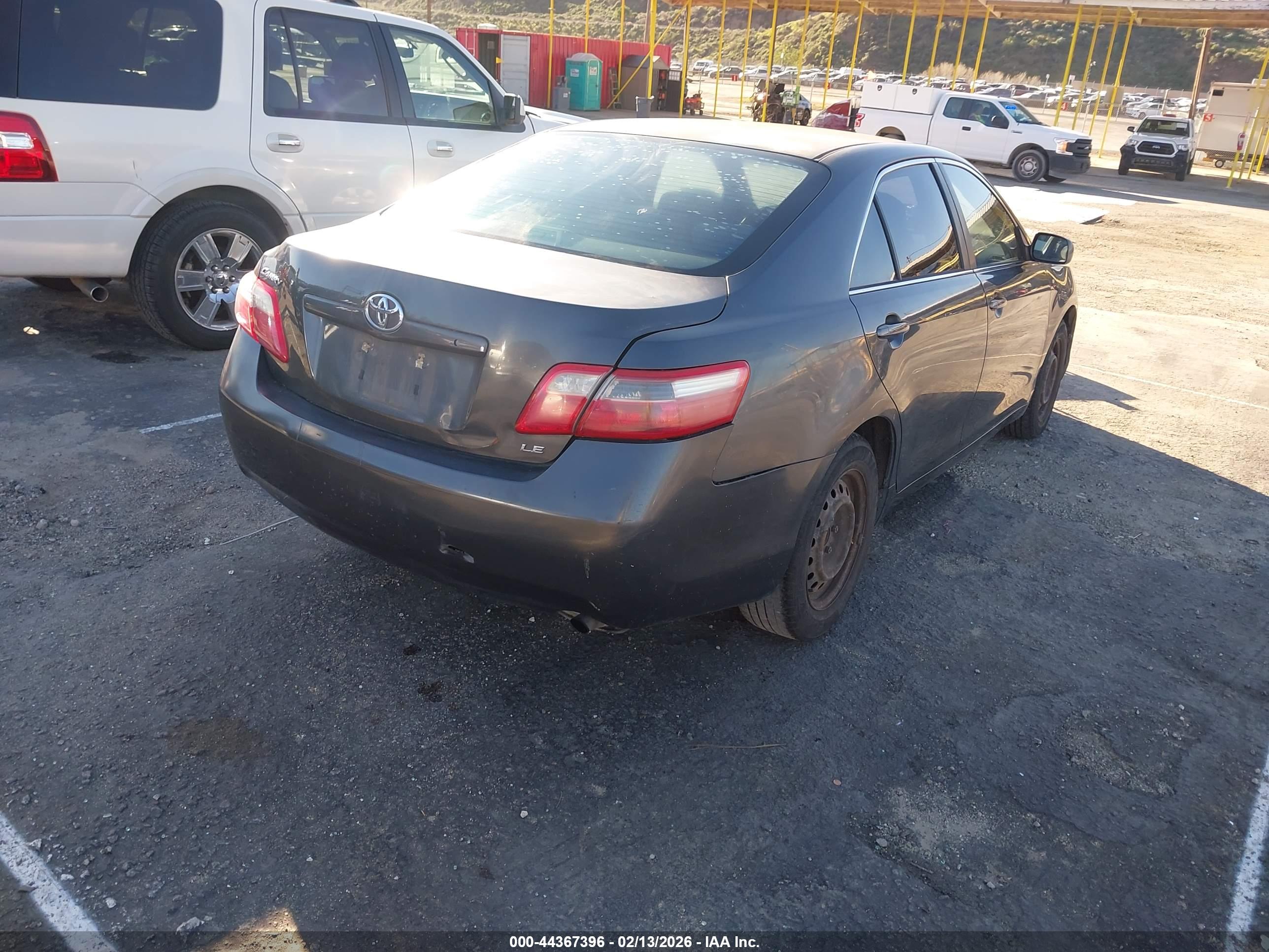 TOYOTA CAMRY image 4