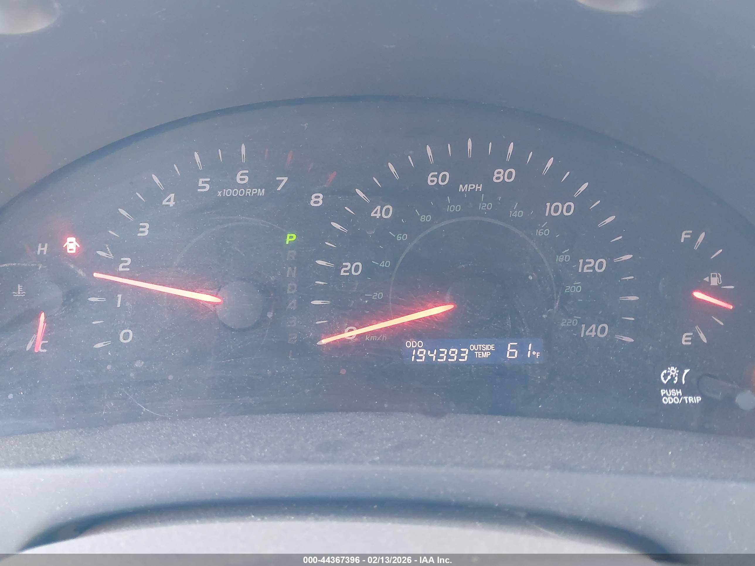 TOYOTA CAMRY image 7