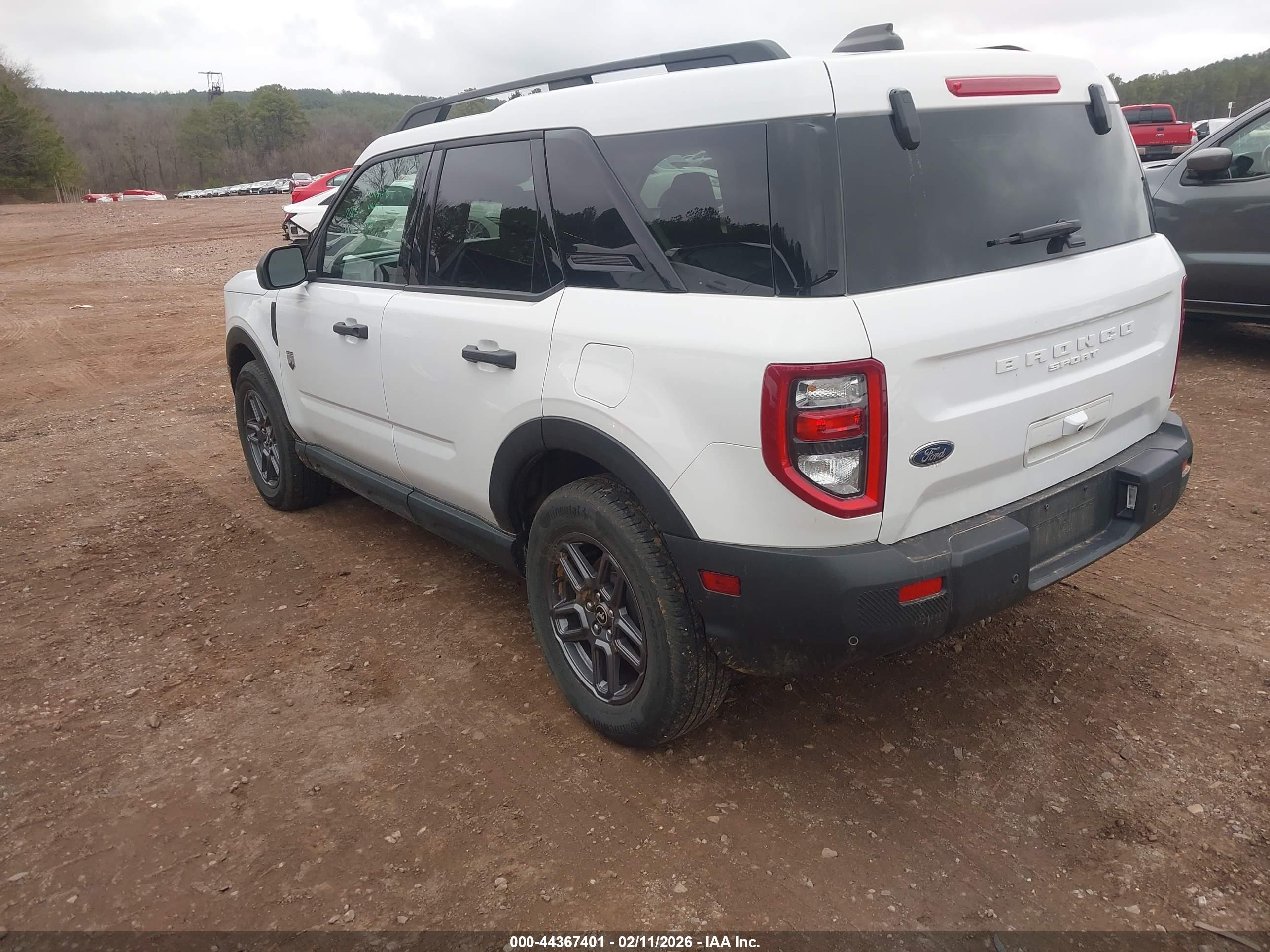 FORD BRONCO image 3