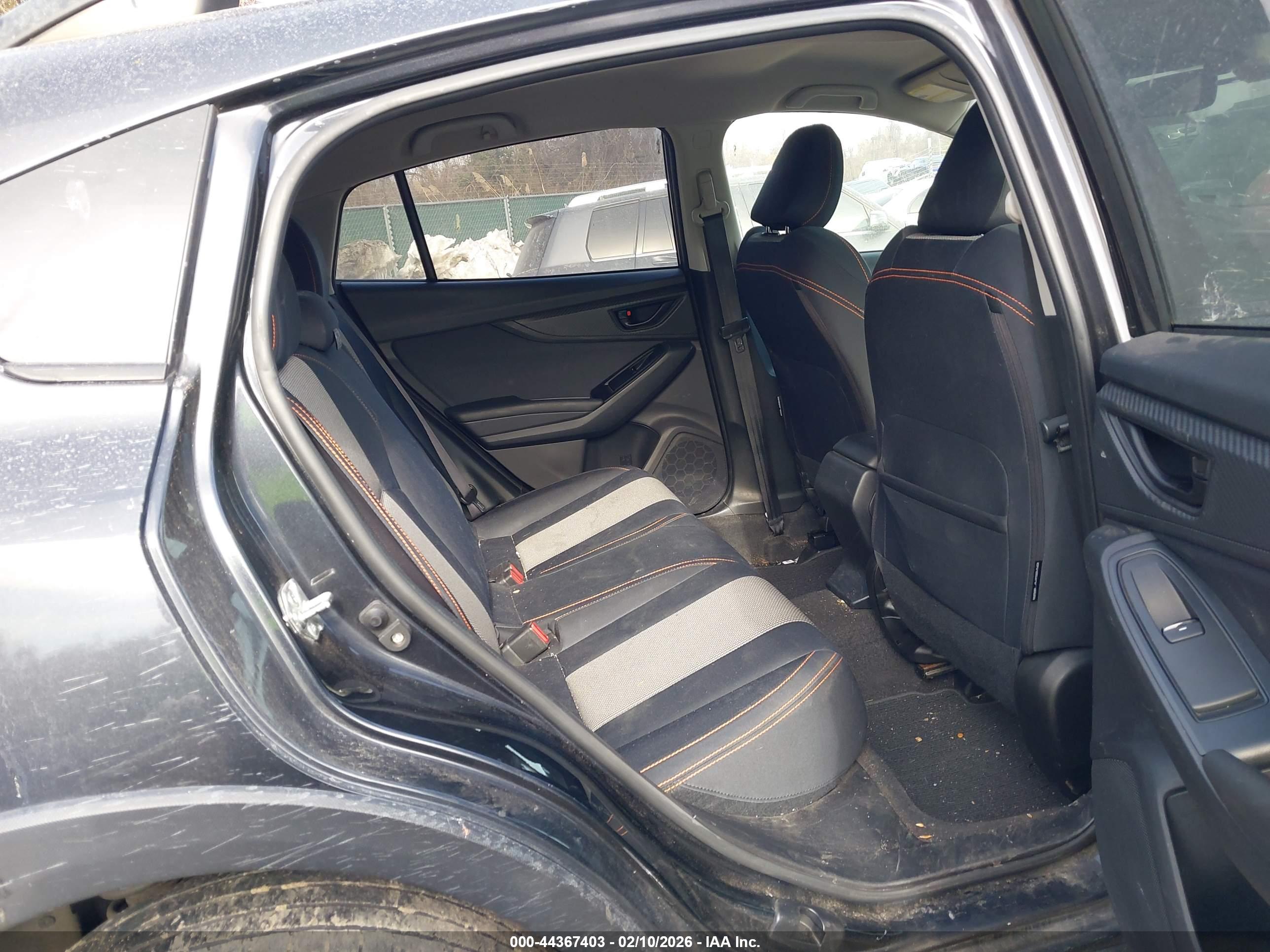 SUBARU CROSSTREK image 8