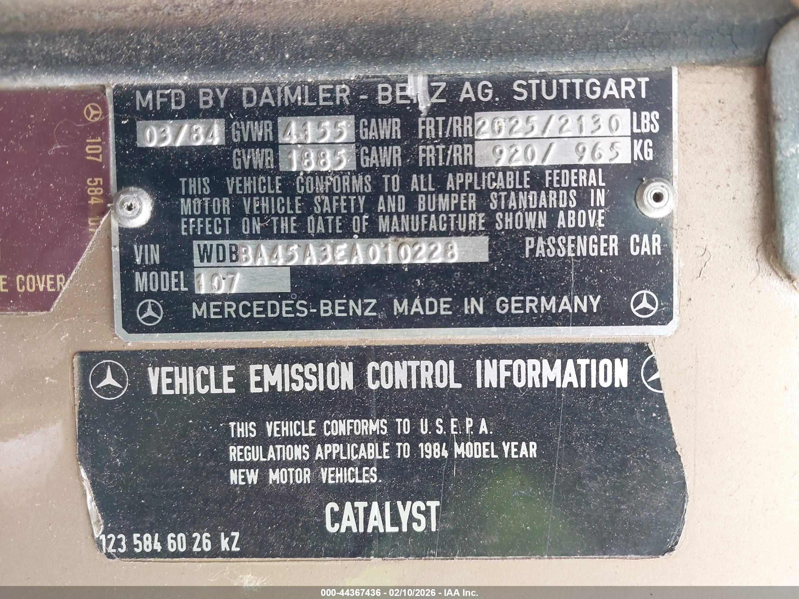 MERCEDES-BENZ 380 image 9