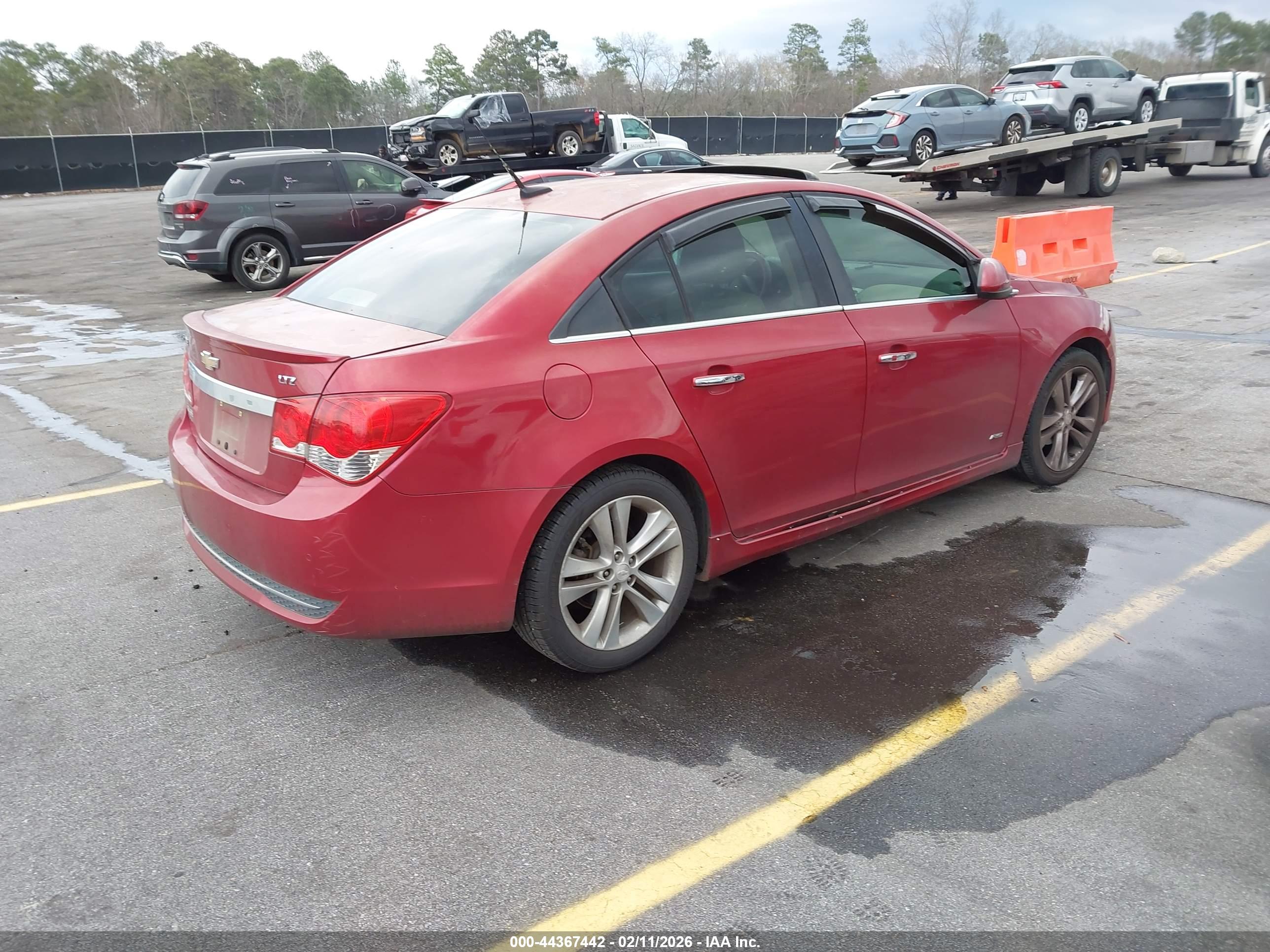 CHEVROLET CRUZE image 4