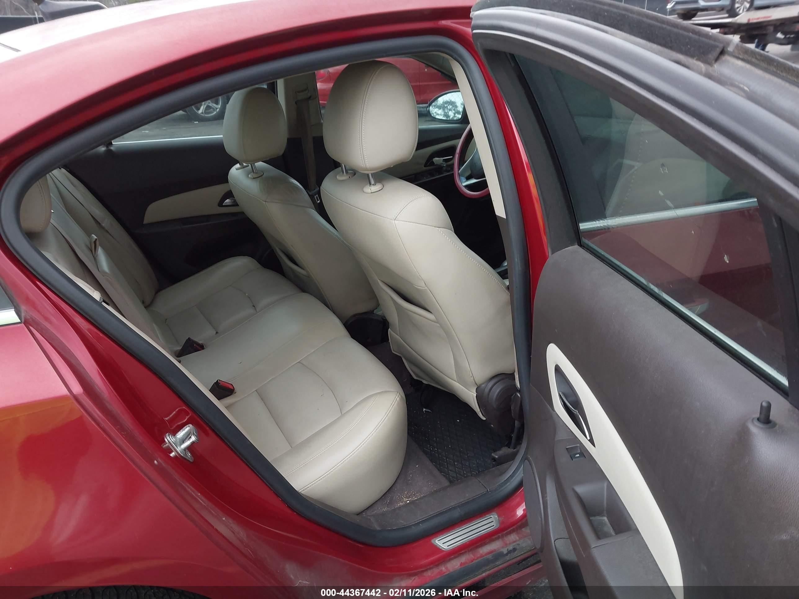 CHEVROLET CRUZE image 8