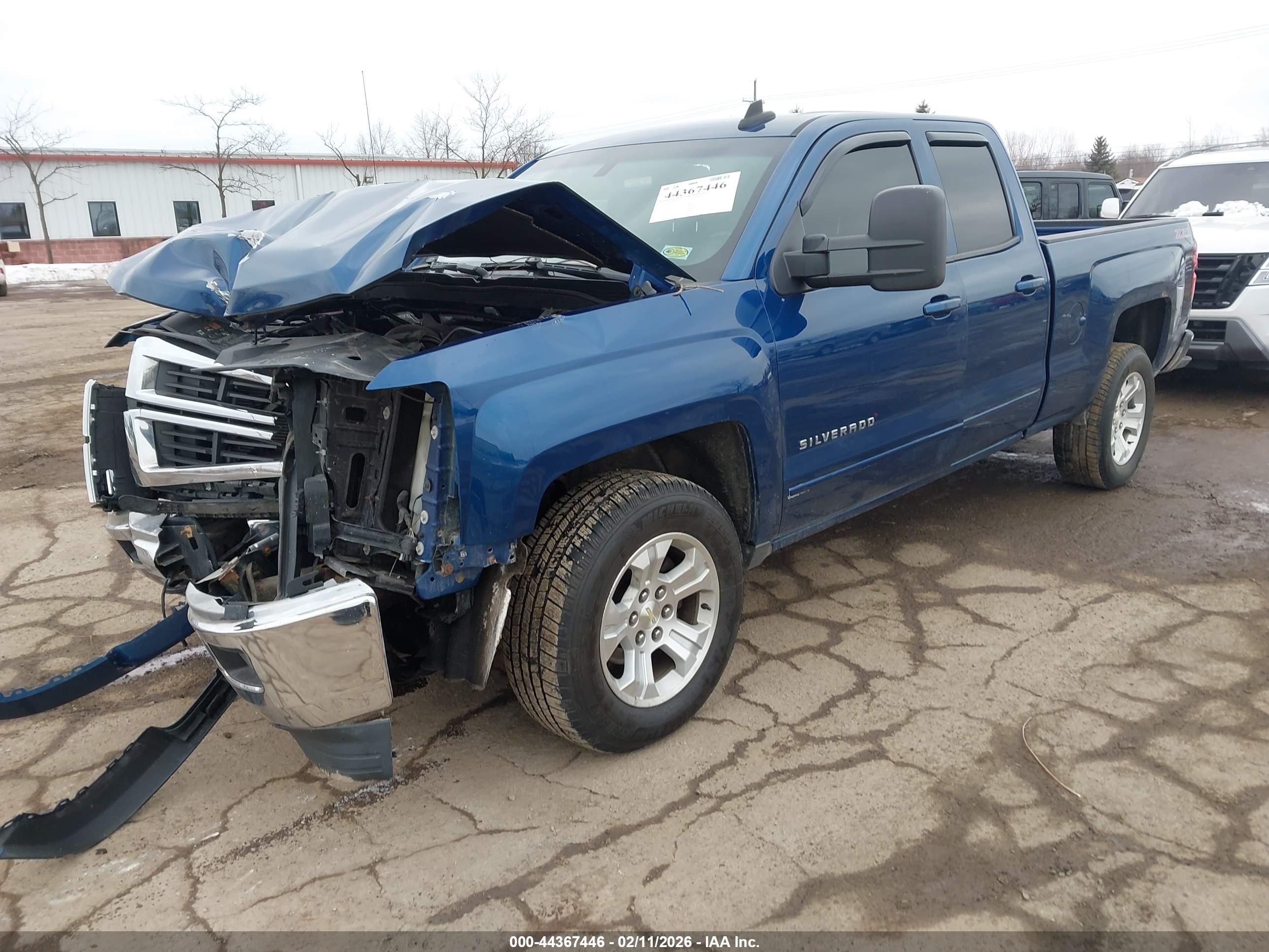 CHEVROLET SILVERADO image 2