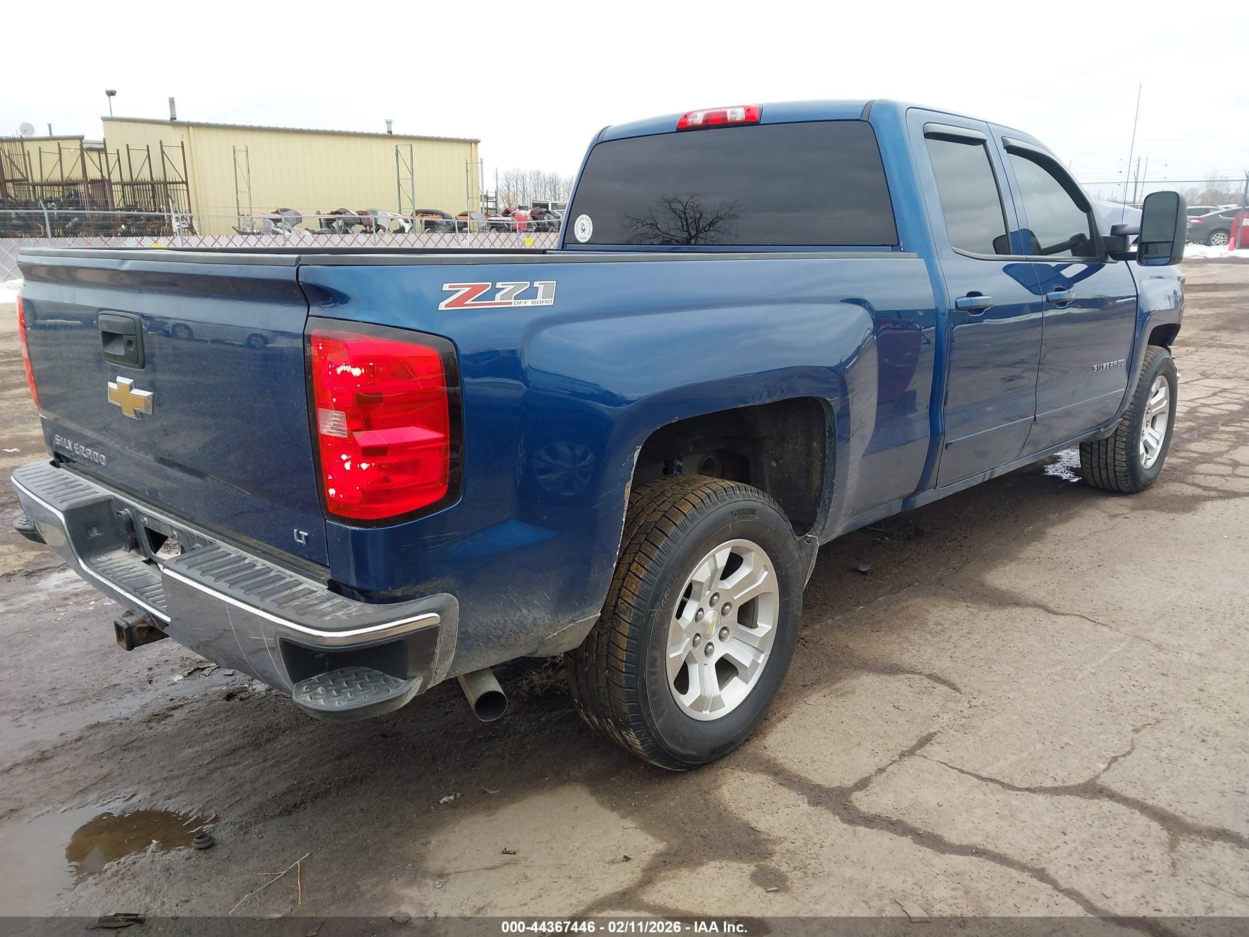 CHEVROLET SILVERADO image 4