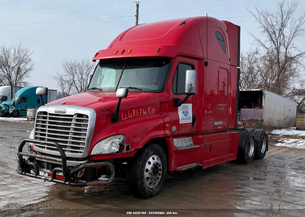 FREIGHTLINER CASCADIA image 2